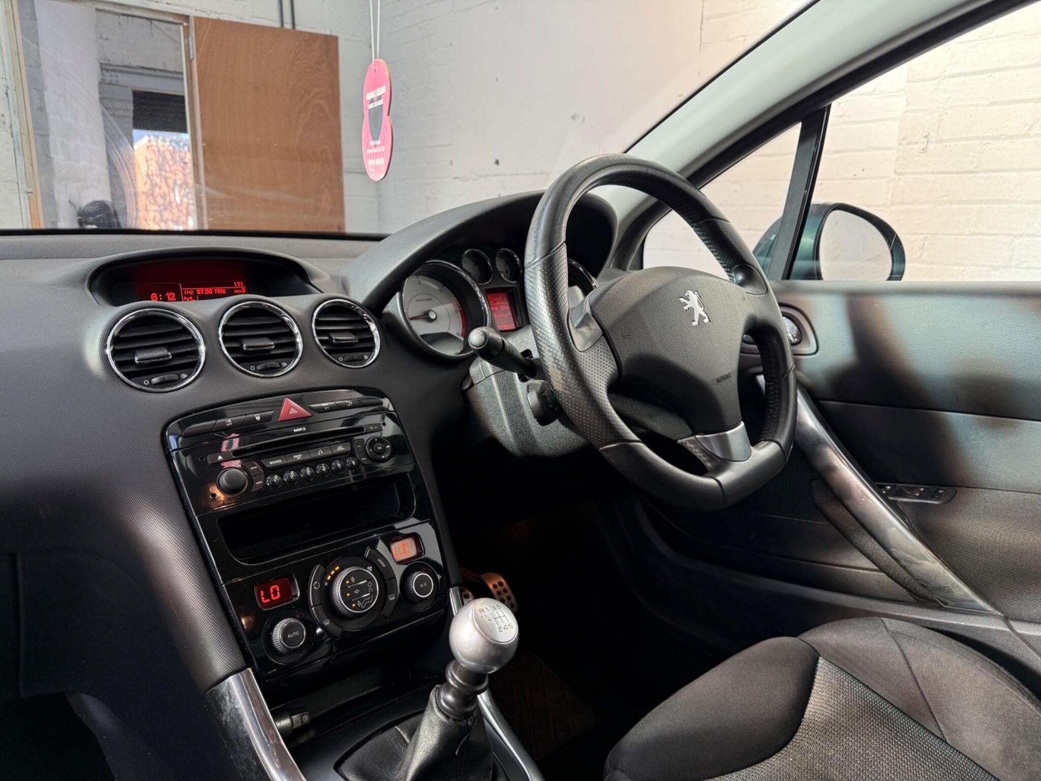 2009 Peugeot 308 CC - Thumbnail 12