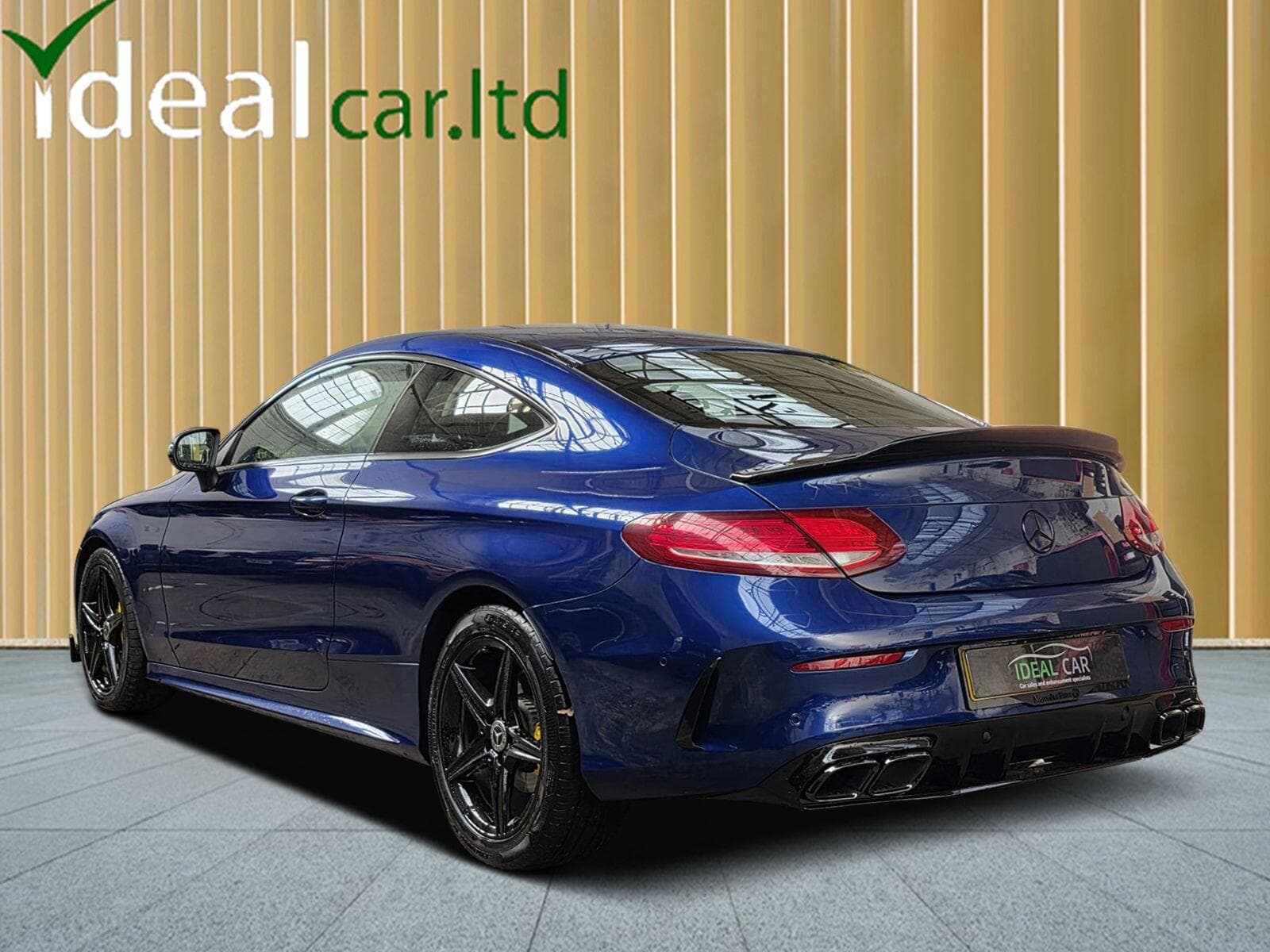 2016 Mercedes-Benz C Class - Thumbnail 2