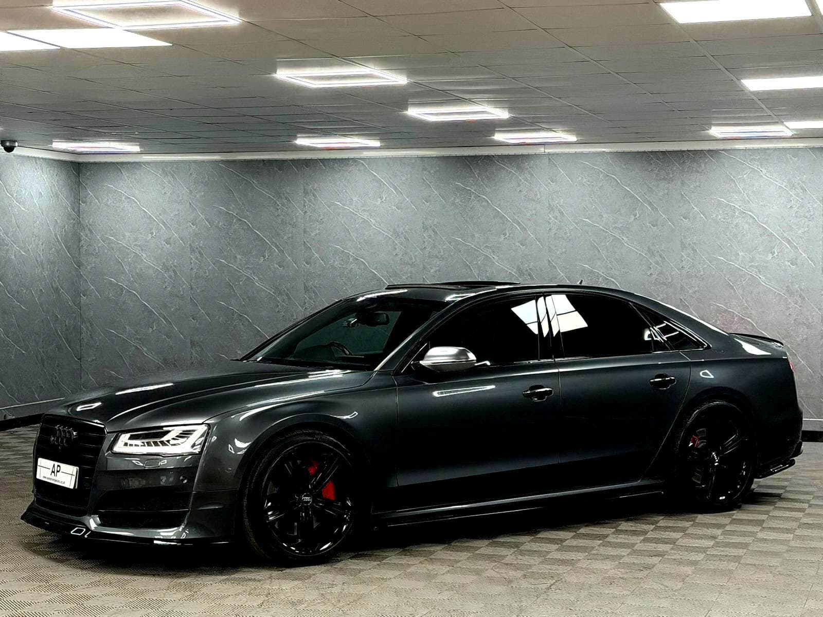 2015 Audi S8 - Thumbnail 15