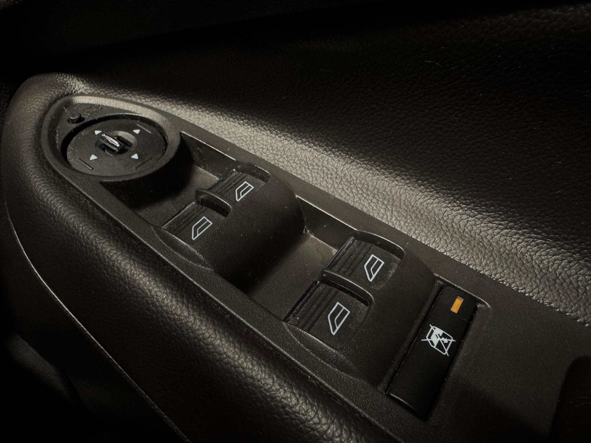 2013 Ford Kuga - Thumbnail 25