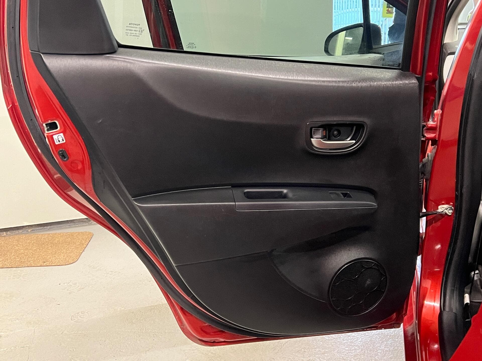 2014 Toyota Yaris - Thumbnail 47