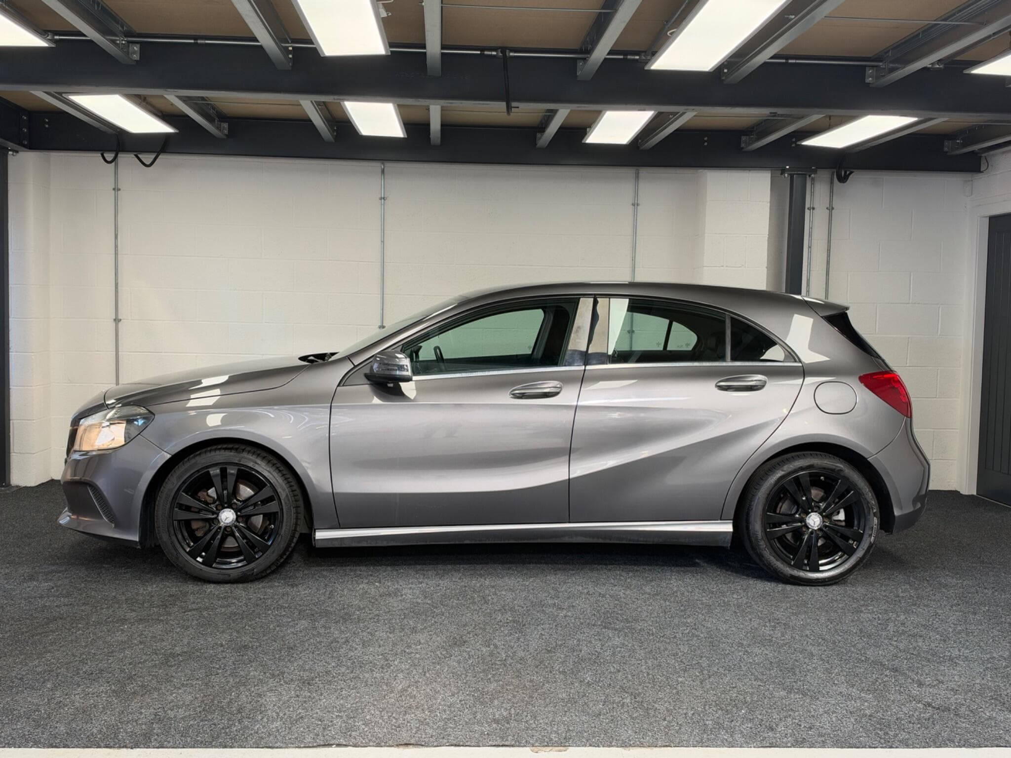 2017 Mercedes-Benz A Class - Thumbnail 7
