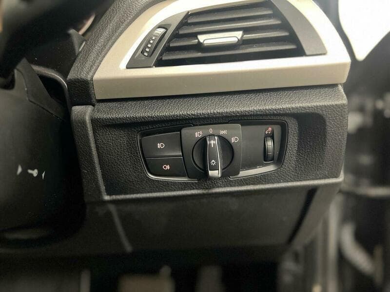 2014 BMW 1 Series - Thumbnail 33