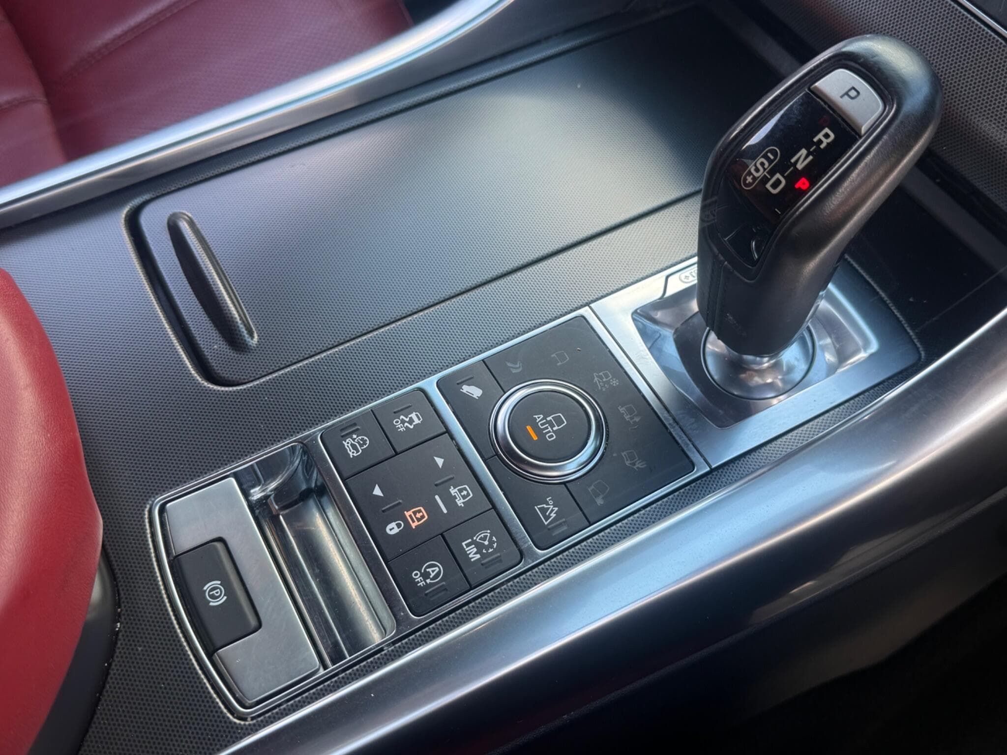 2017 Land Rover Range Rover Sport - Thumbnail 19