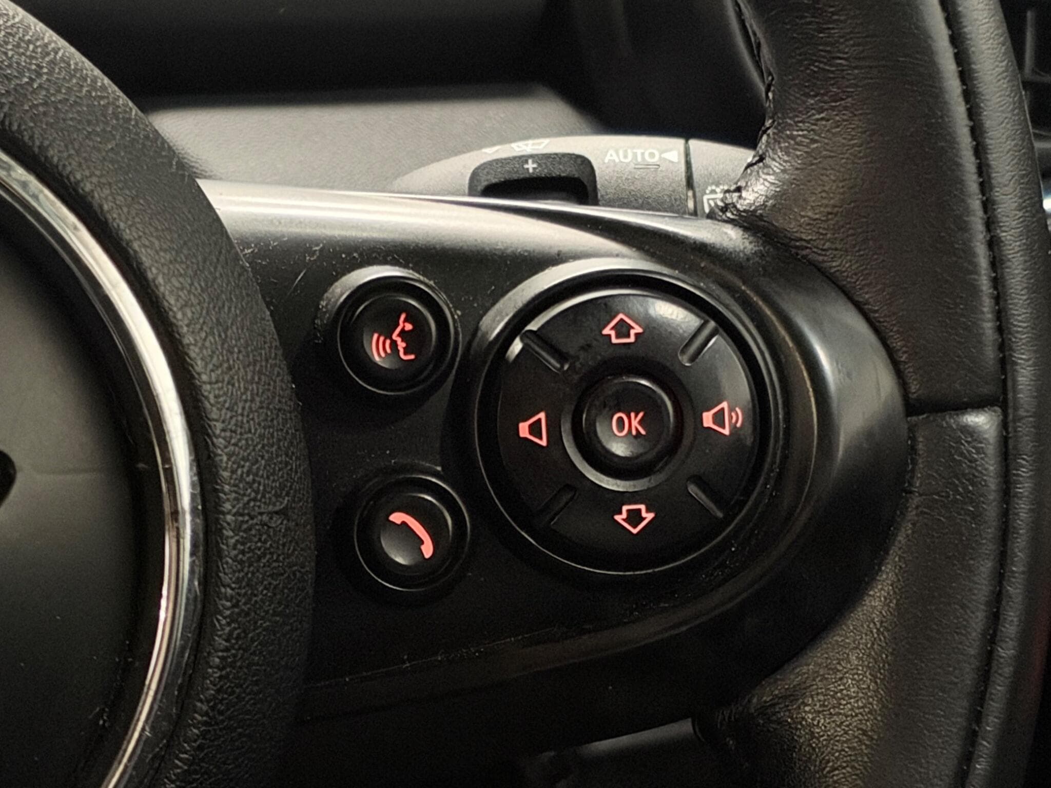 2015 MINI Hatch - Thumbnail 23