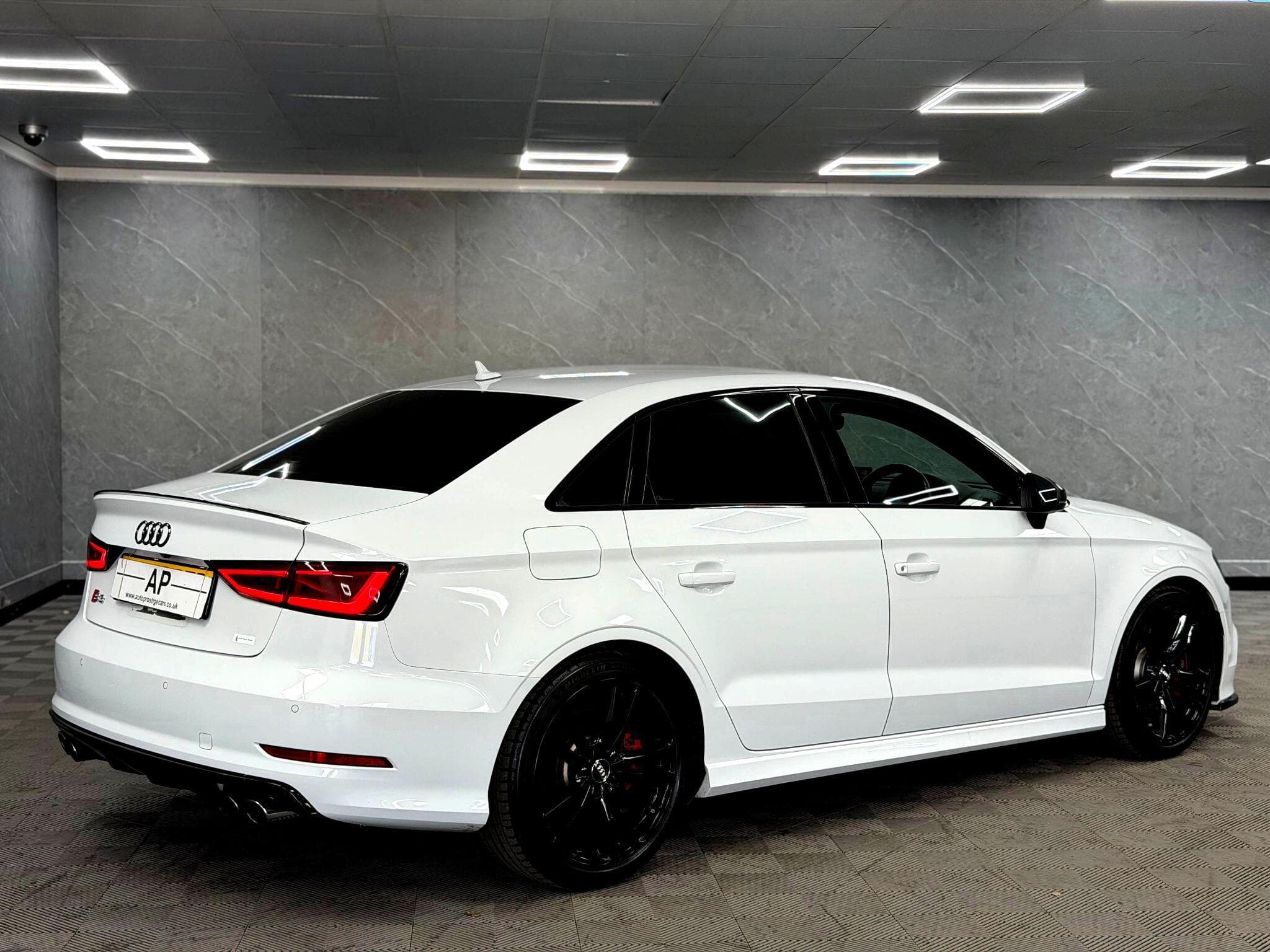 2015 Audi S3 - Thumbnail 23