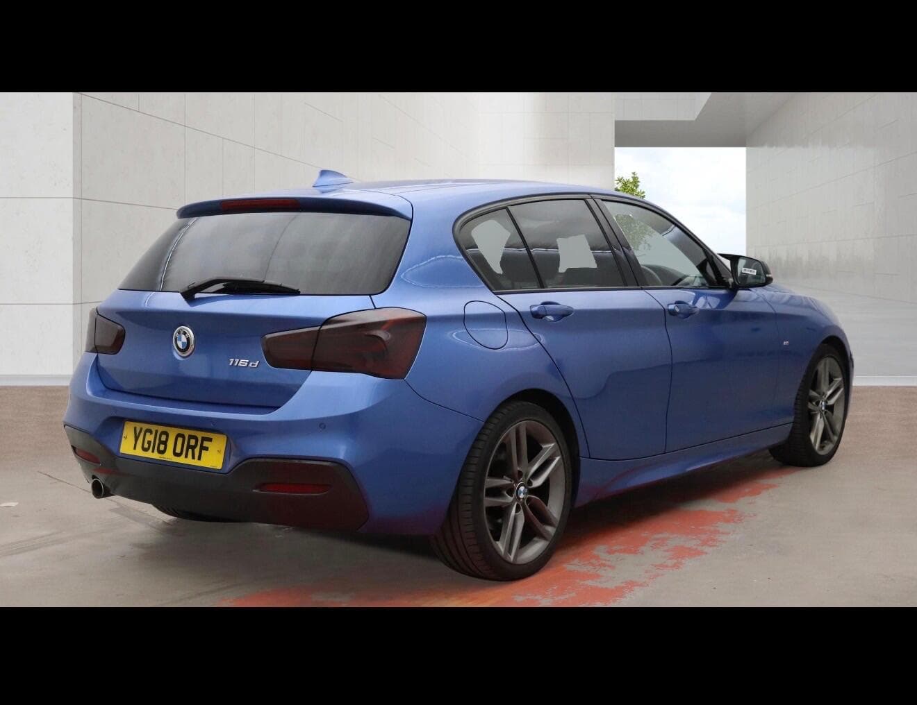 2018 BMW 1 Series - Thumbnail 4