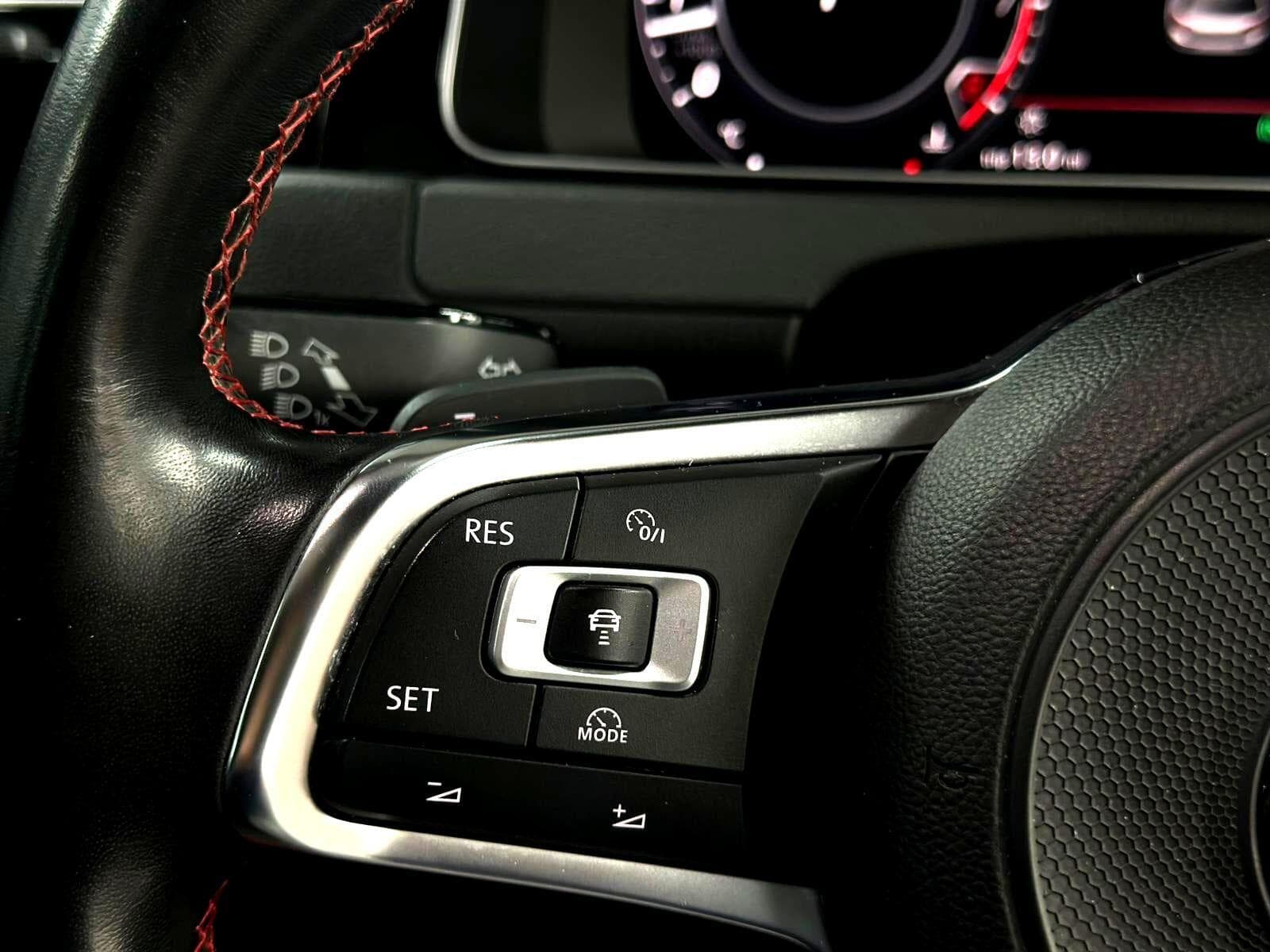 2018 Volkswagen Golf - Thumbnail 39