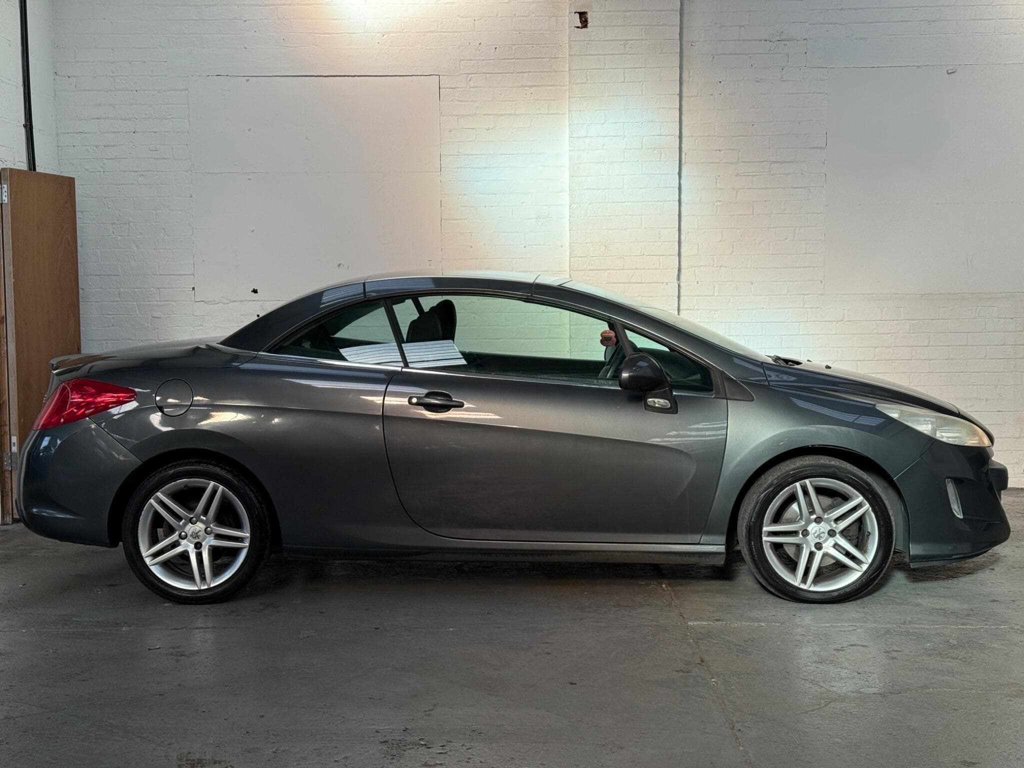 2009 Peugeot 308 CC - Thumbnail 9