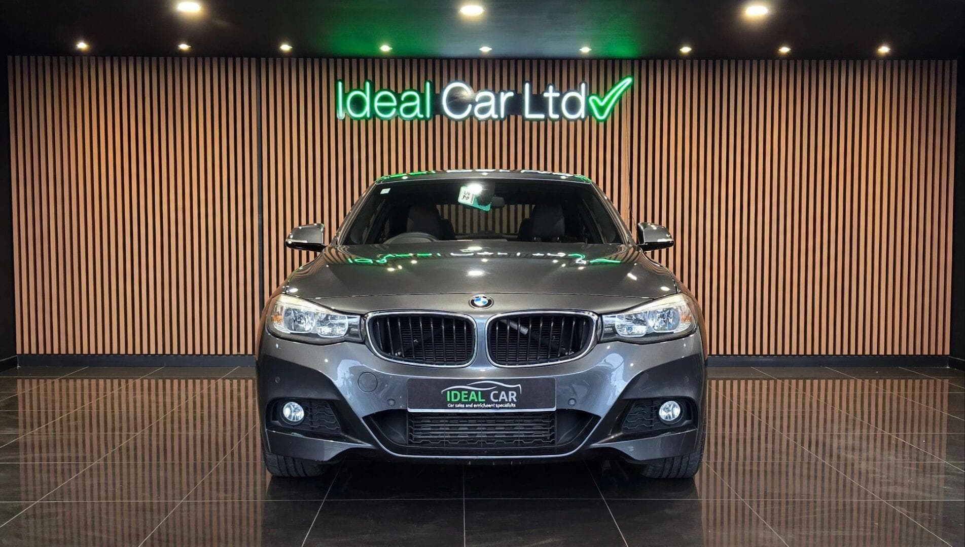 2014 BMW 3 Series Gran Turismo - Image 2