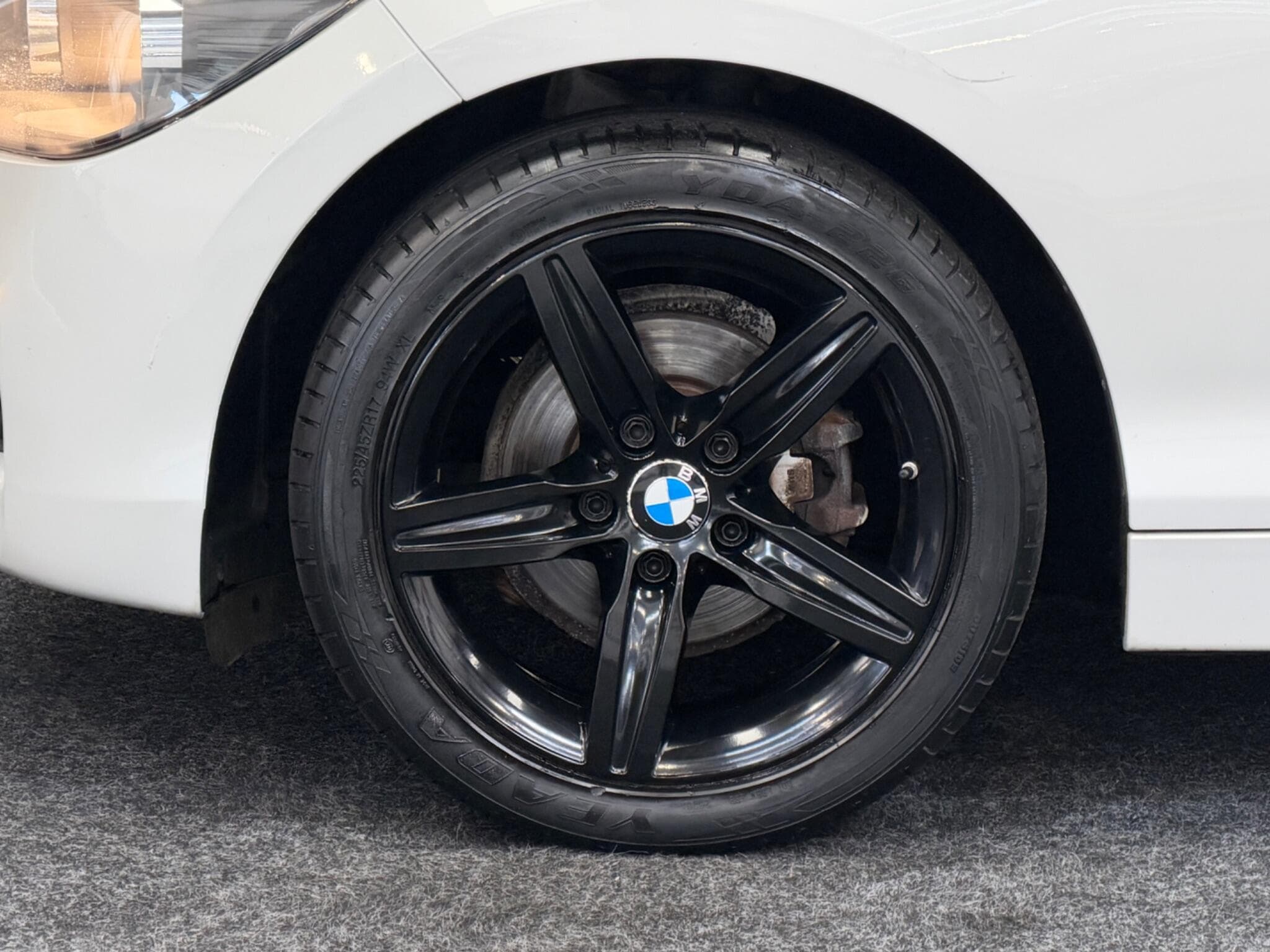 2014 BMW 1 Series - Thumbnail 34