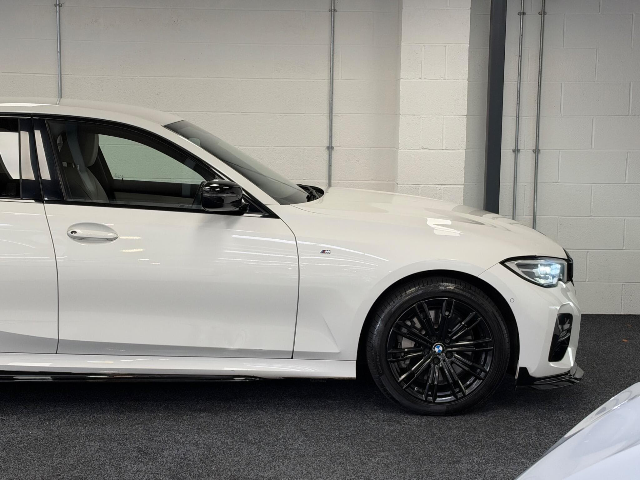 2020 BMW 3 Series - Thumbnail 11