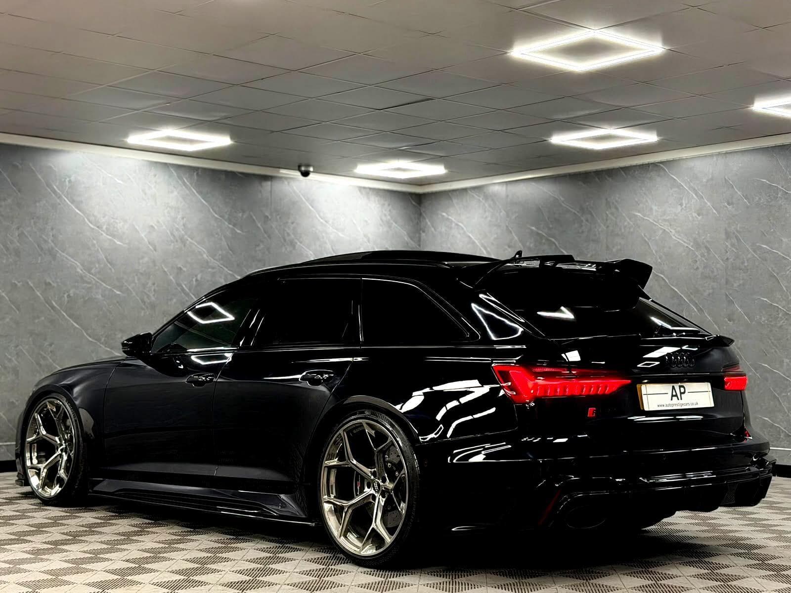 2020 Audi RS6 Avant - Thumbnail 31