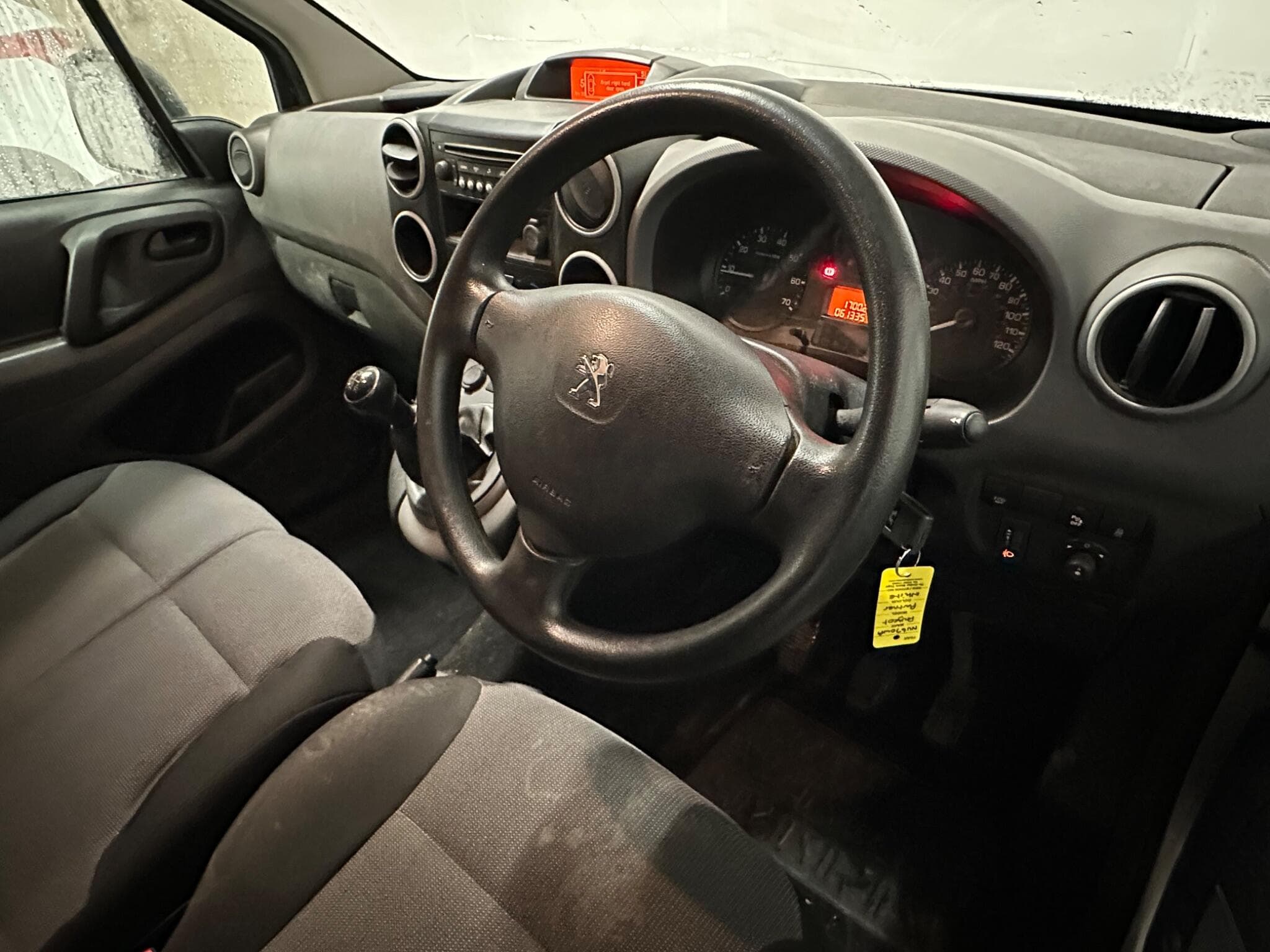 2017 Peugeot Partner - 3