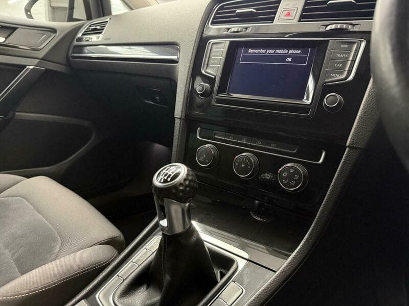 2014 Volkswagen Golf - Thumbnail 16