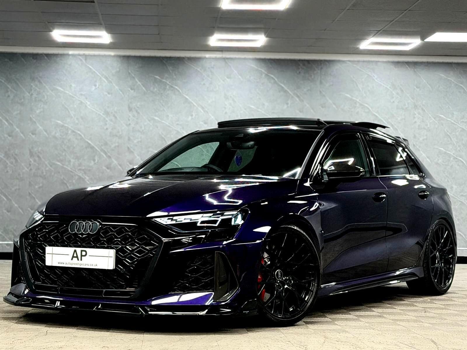 2025 Audi RS3 - Thumbnail 10