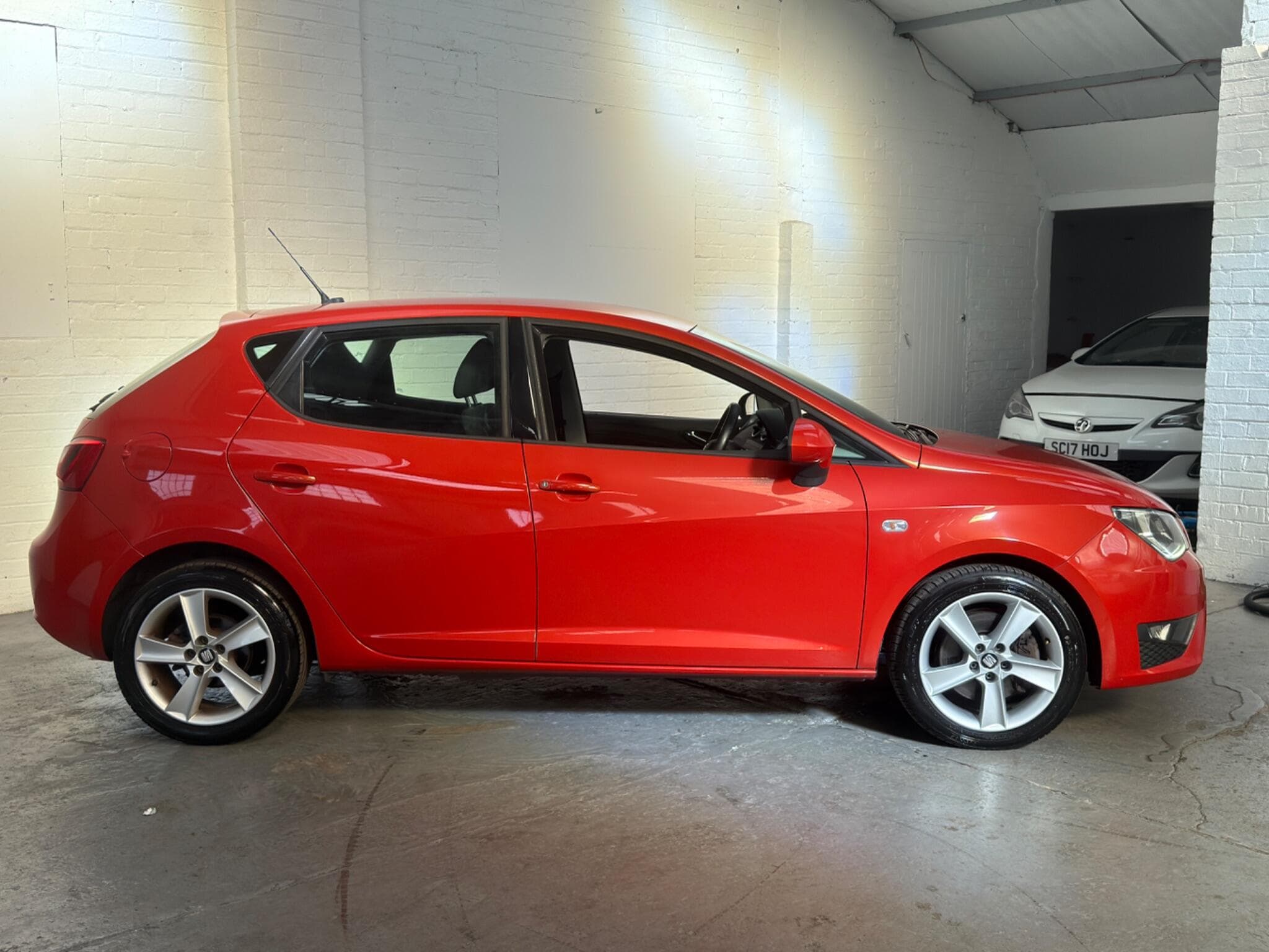 2015 SEAT Ibiza - Thumbnail 8
