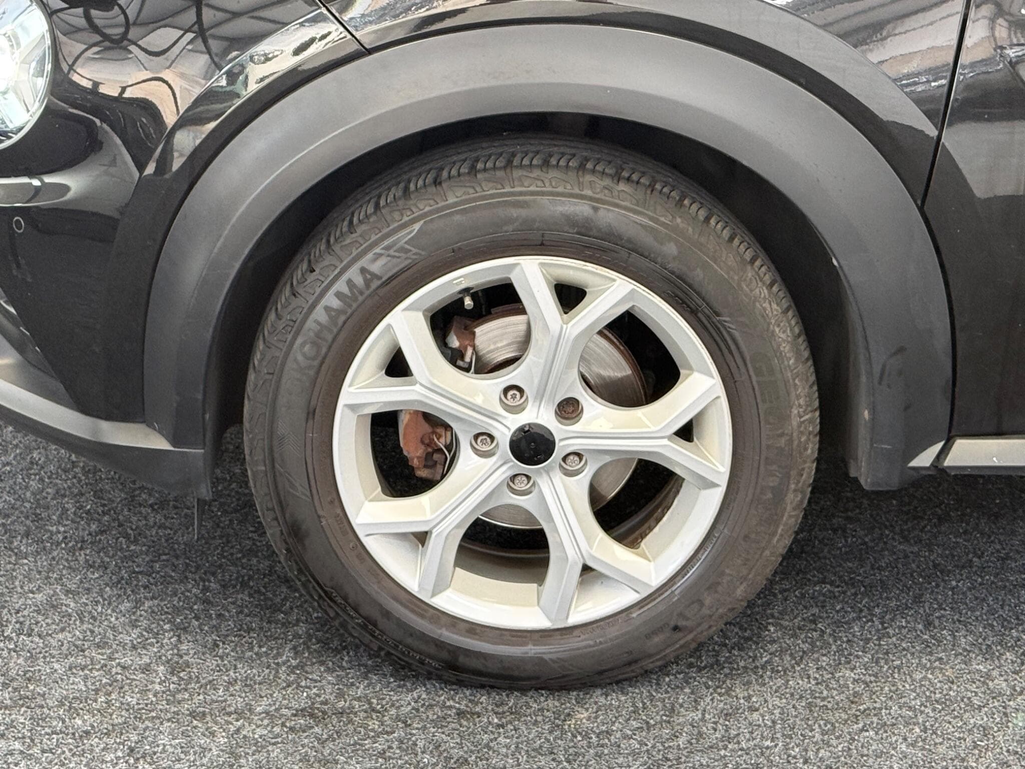 2020 Nissan Juke - Thumbnail 31