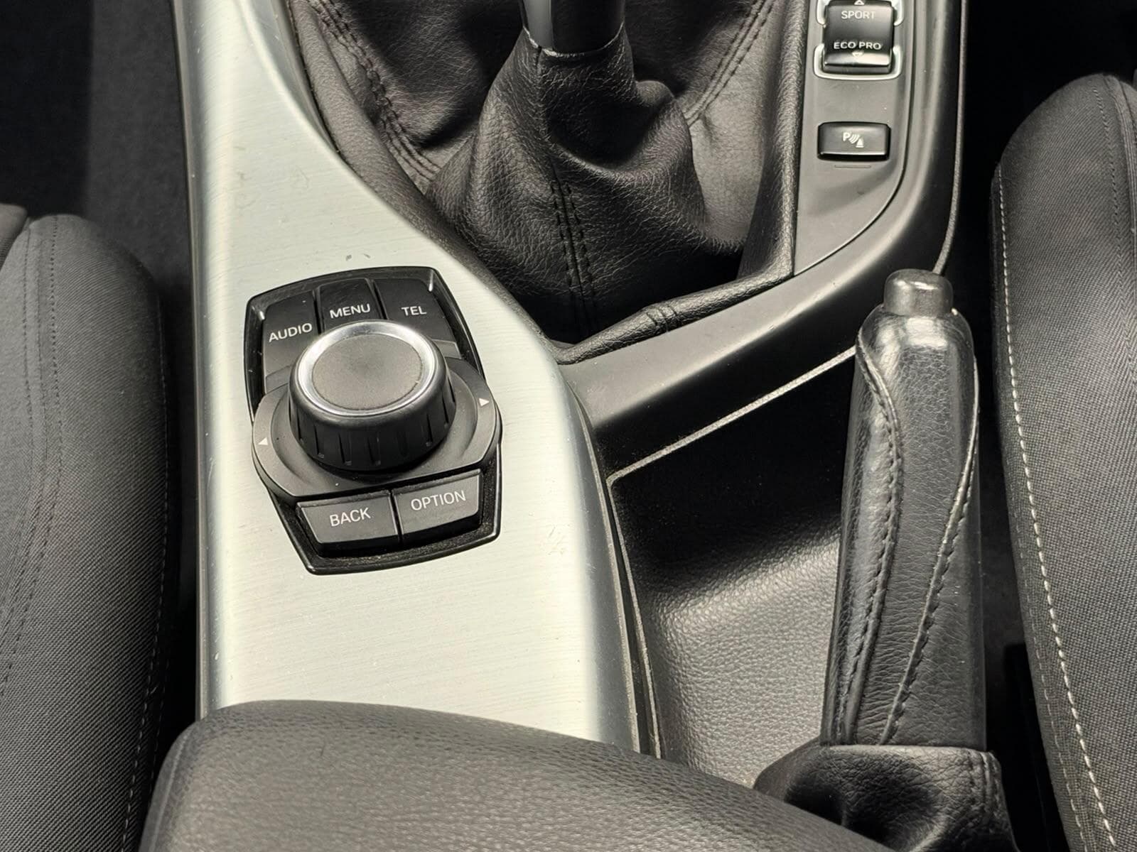 2012 BMW 1 Series - Thumbnail 15