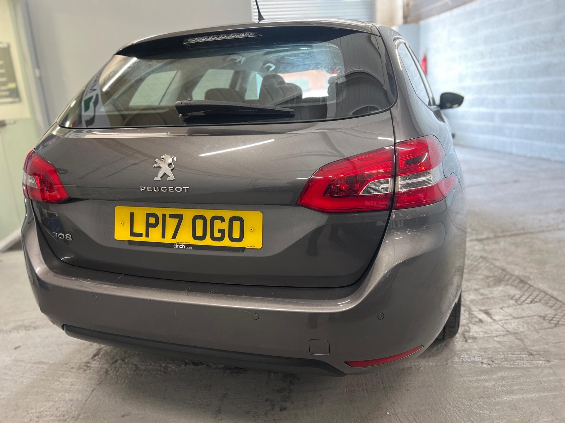 2017 Peugeot 308 SW - Thumbnail 22