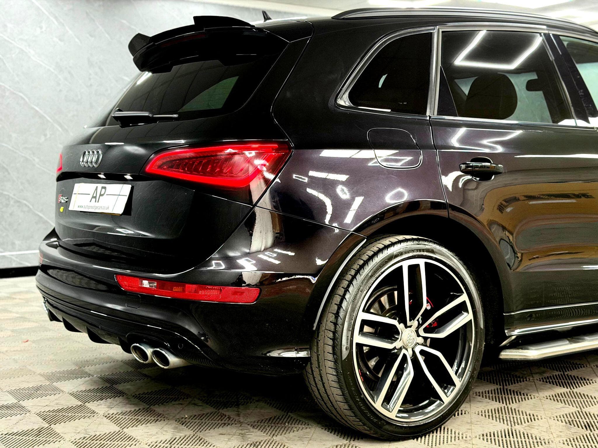 2016 Audi SQ5 - Thumbnail 17