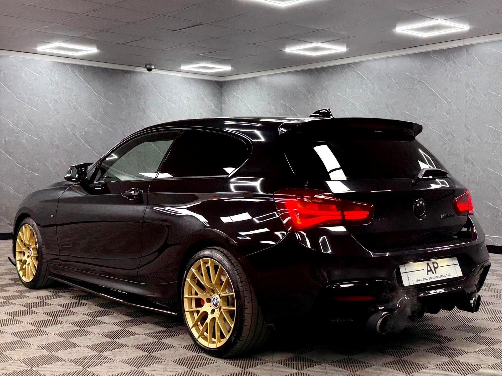2017 BMW 1 Series - Thumbnail 27