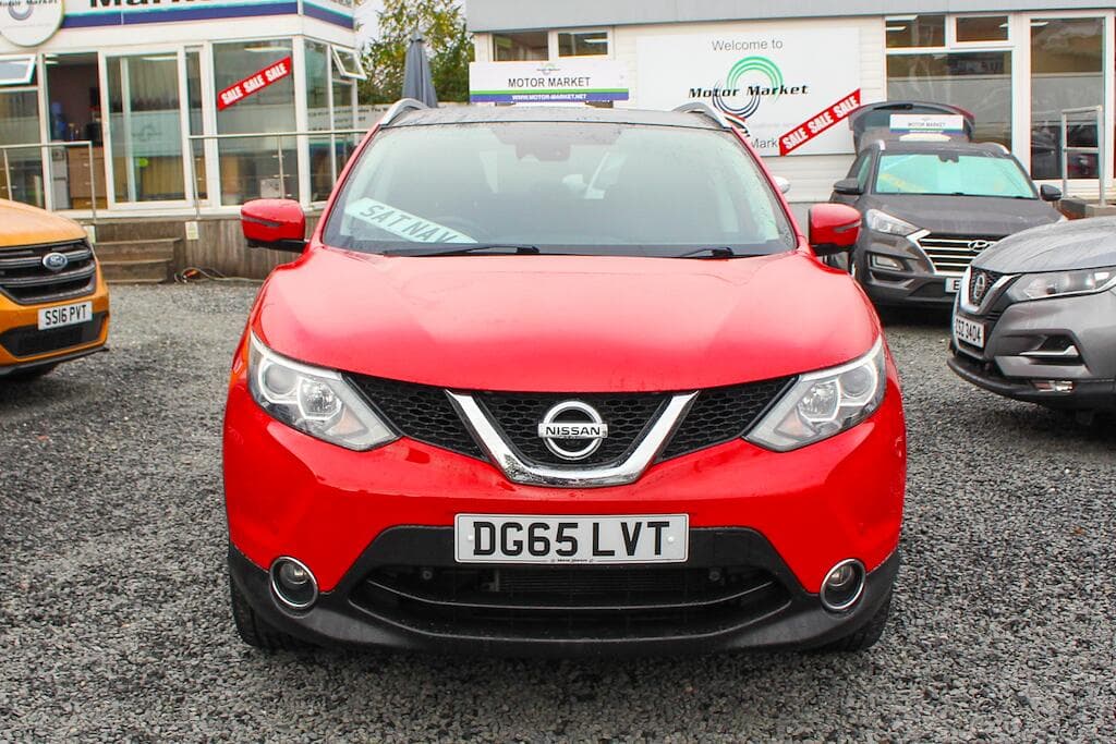 2015 Nissan Qashqai - Thumbnail 2