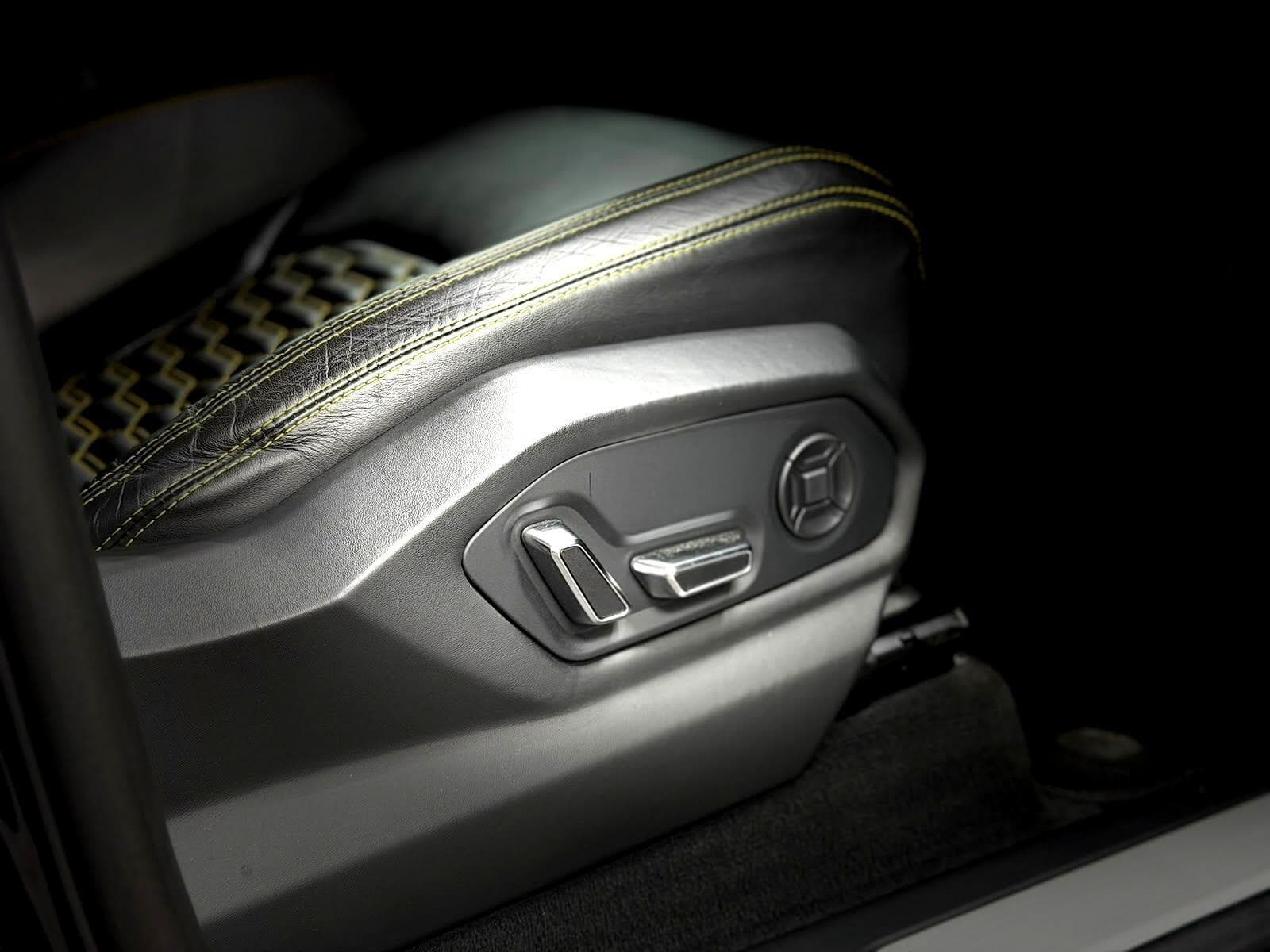 2022 Lamborghini Urus - Thumbnail 55