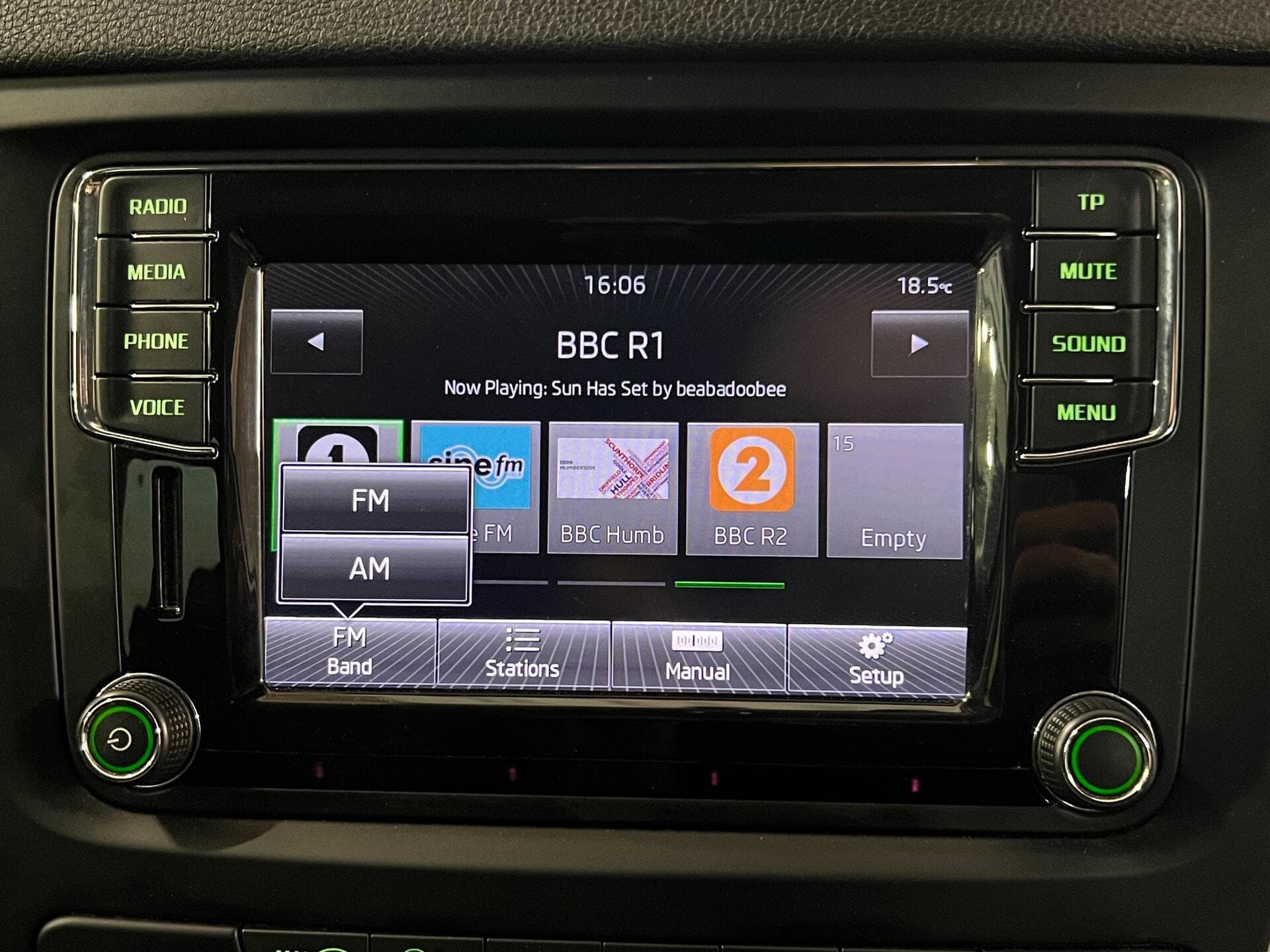 2015 Skoda Yeti - Thumbnail 40