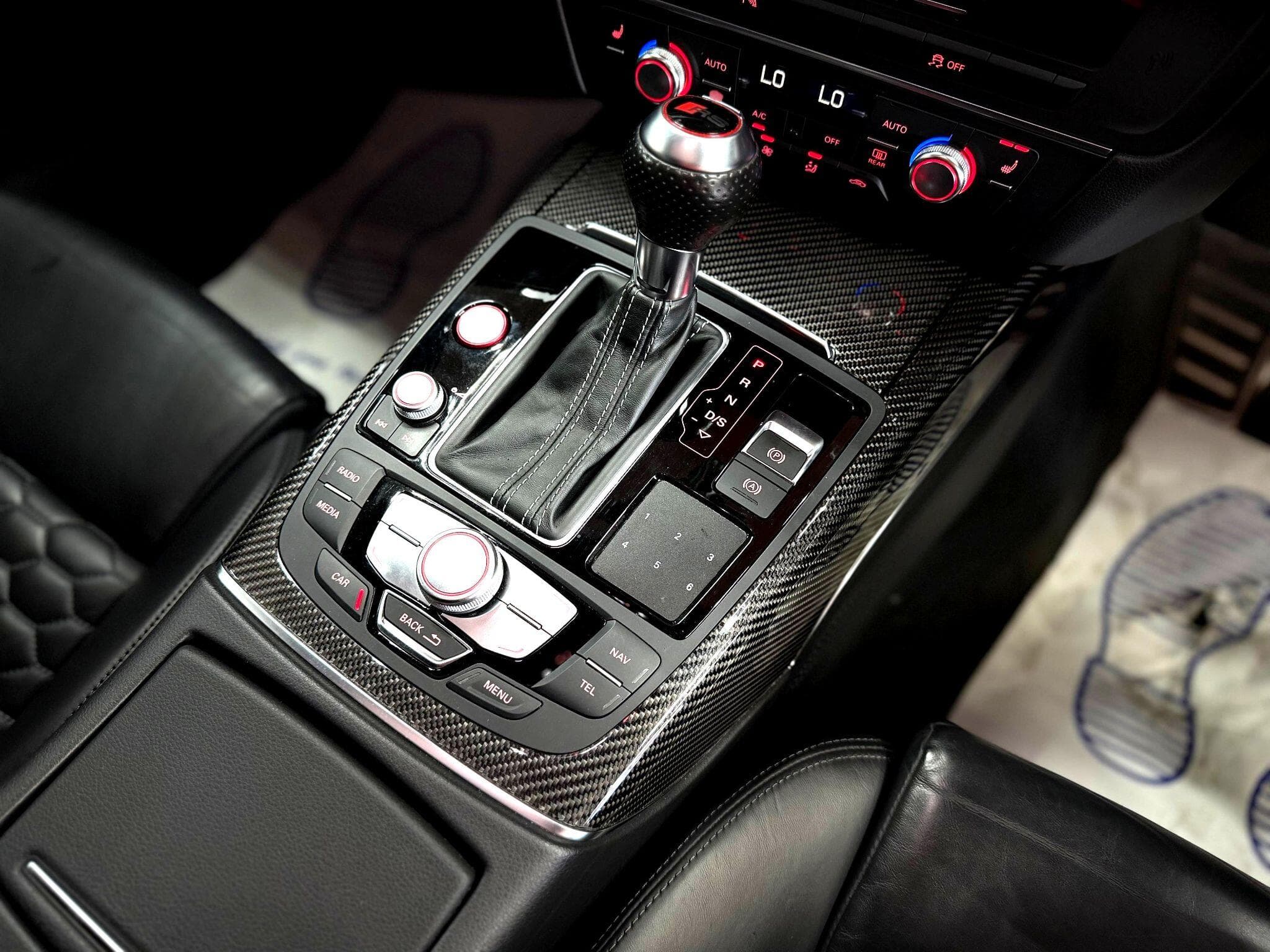 2017 Audi RS6 Avant - Thumbnail 38