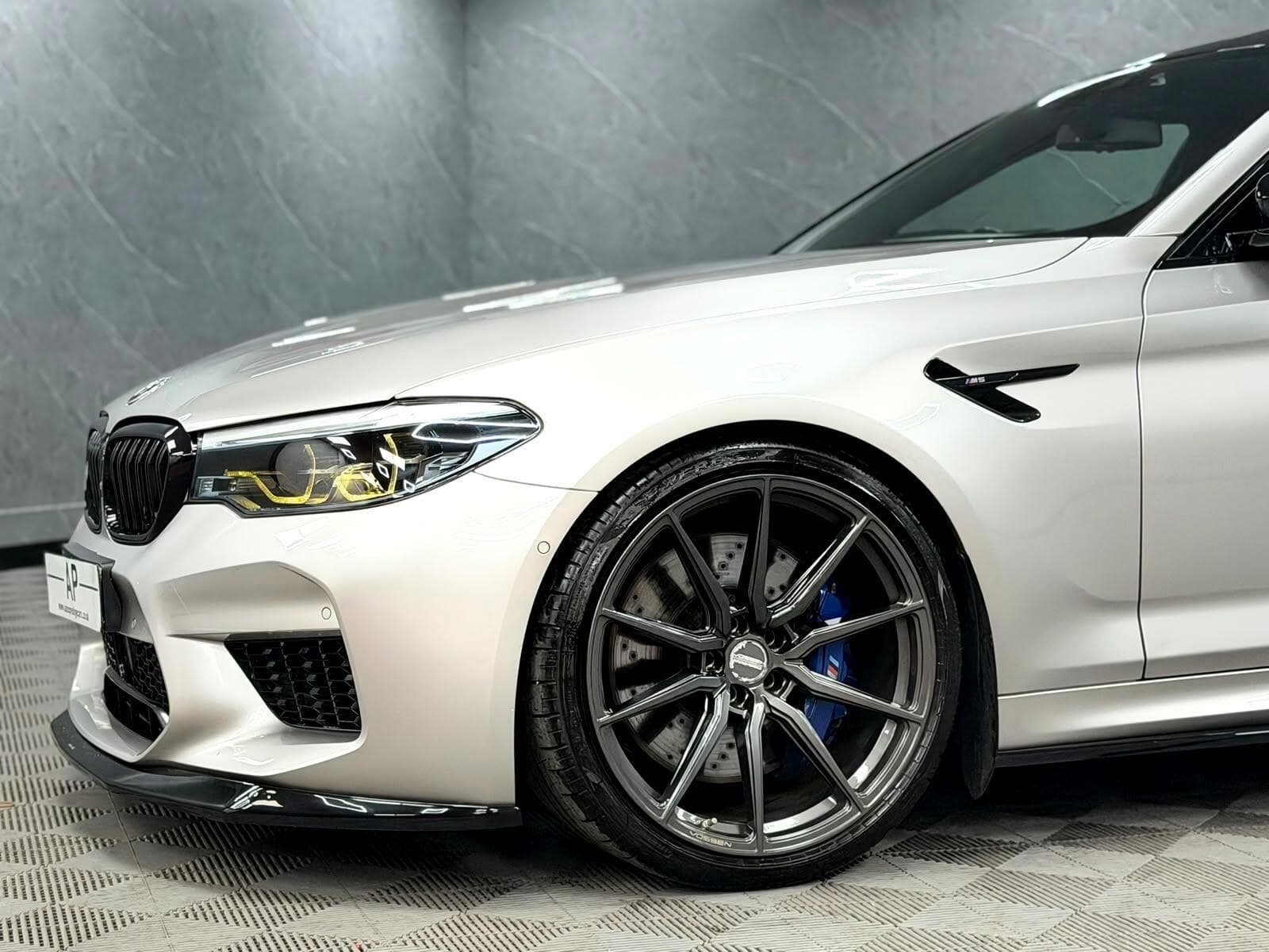 2019 BMW M5 - Thumbnail 36