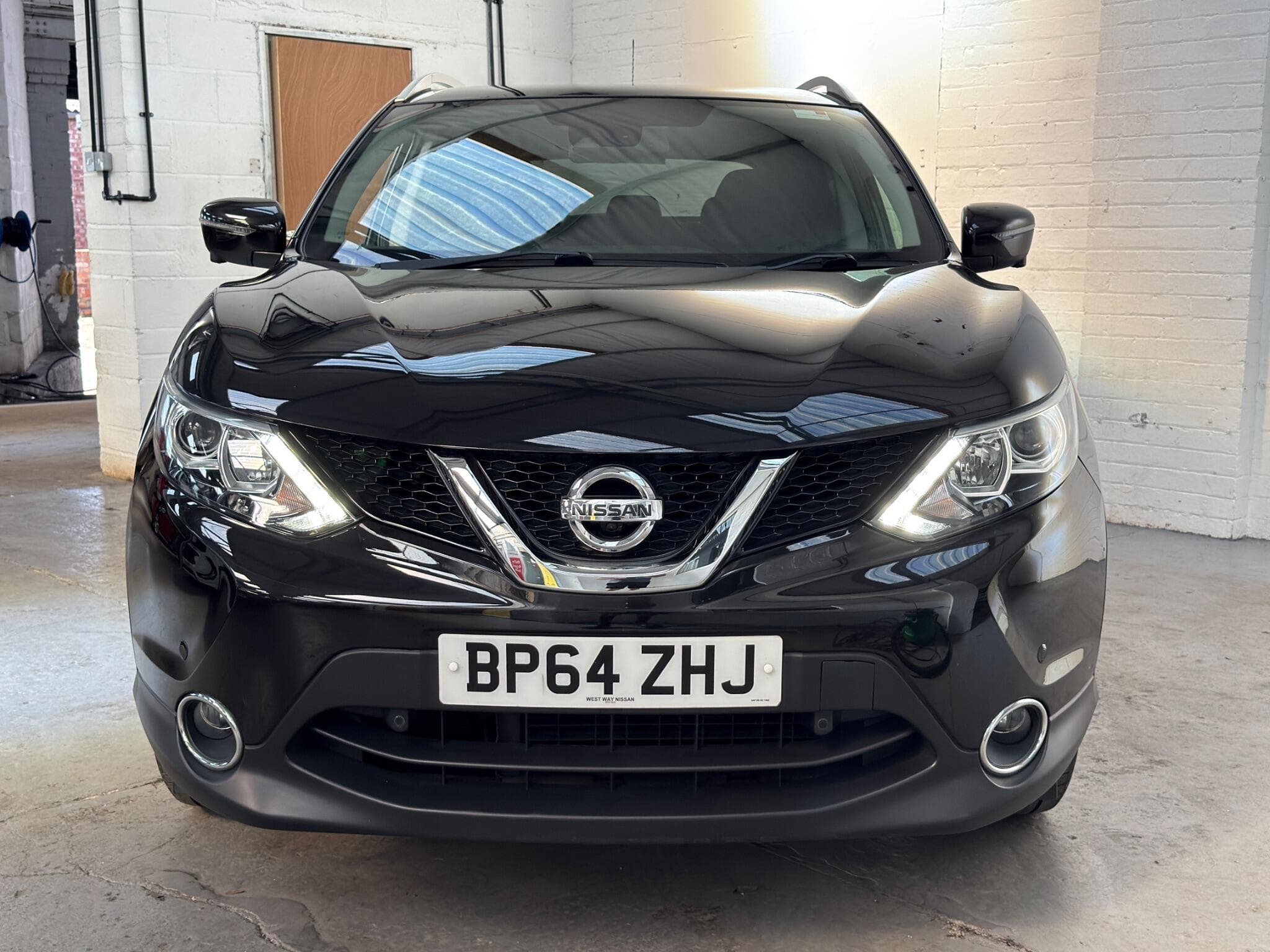 2015 Nissan Qashqai - Thumbnail 2
