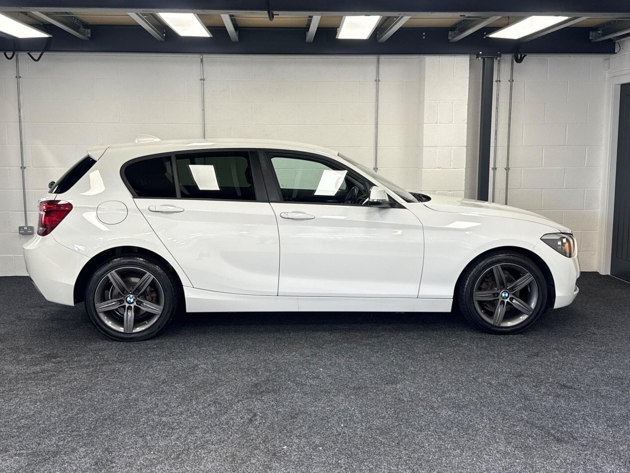 2014 BMW 1 Series - Thumbnail 9