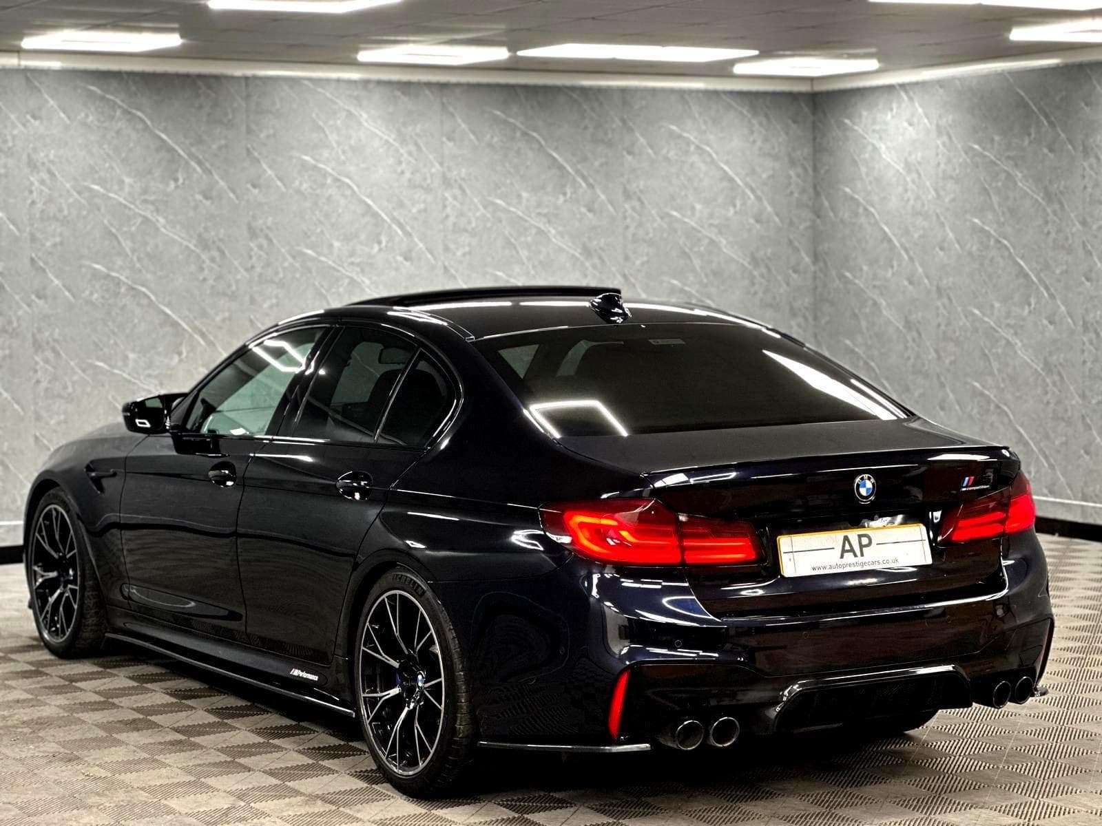2019 BMW M5 - Thumbnail 31