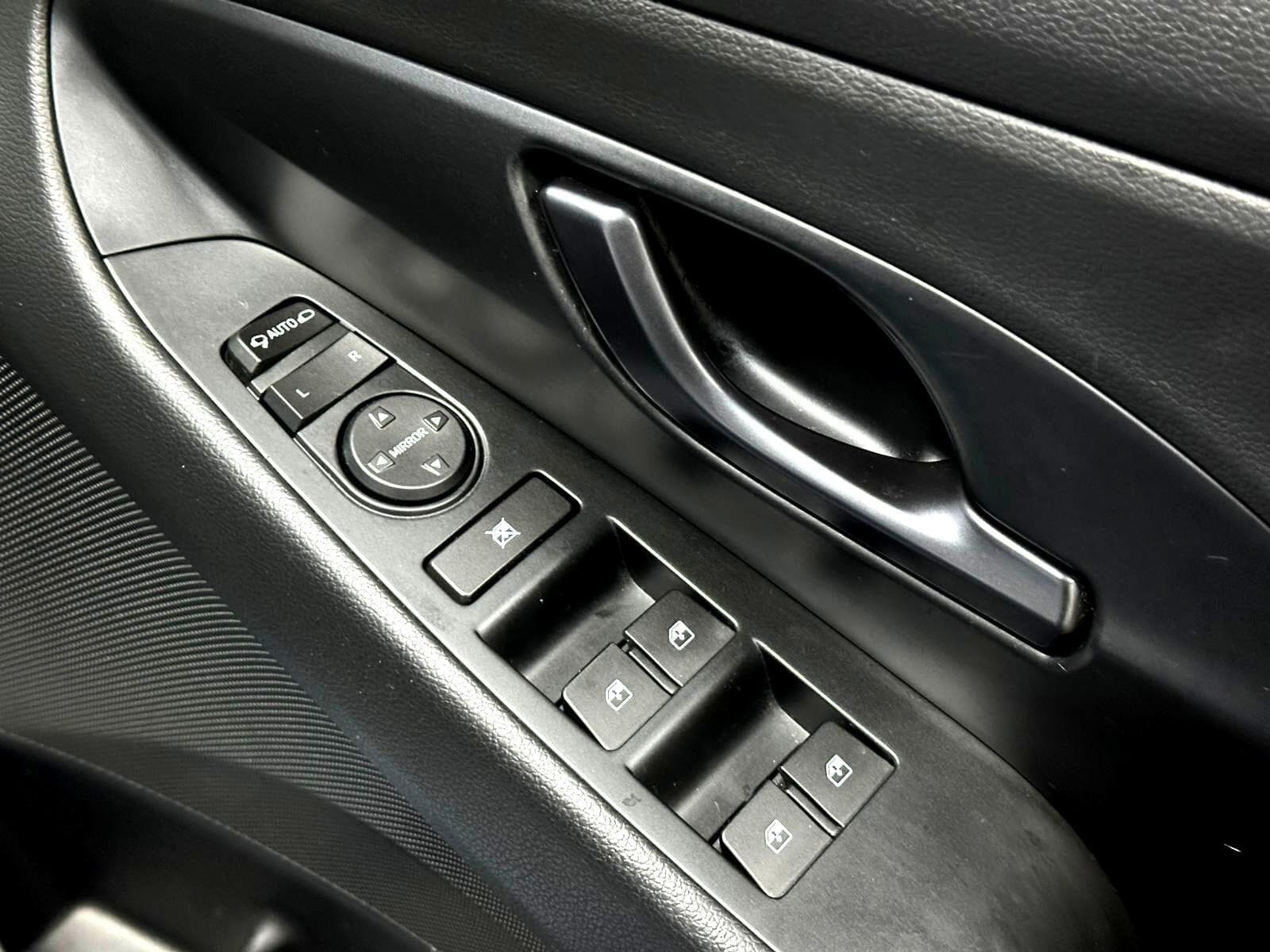 2021 Hyundai i30 - Thumbnail 46
