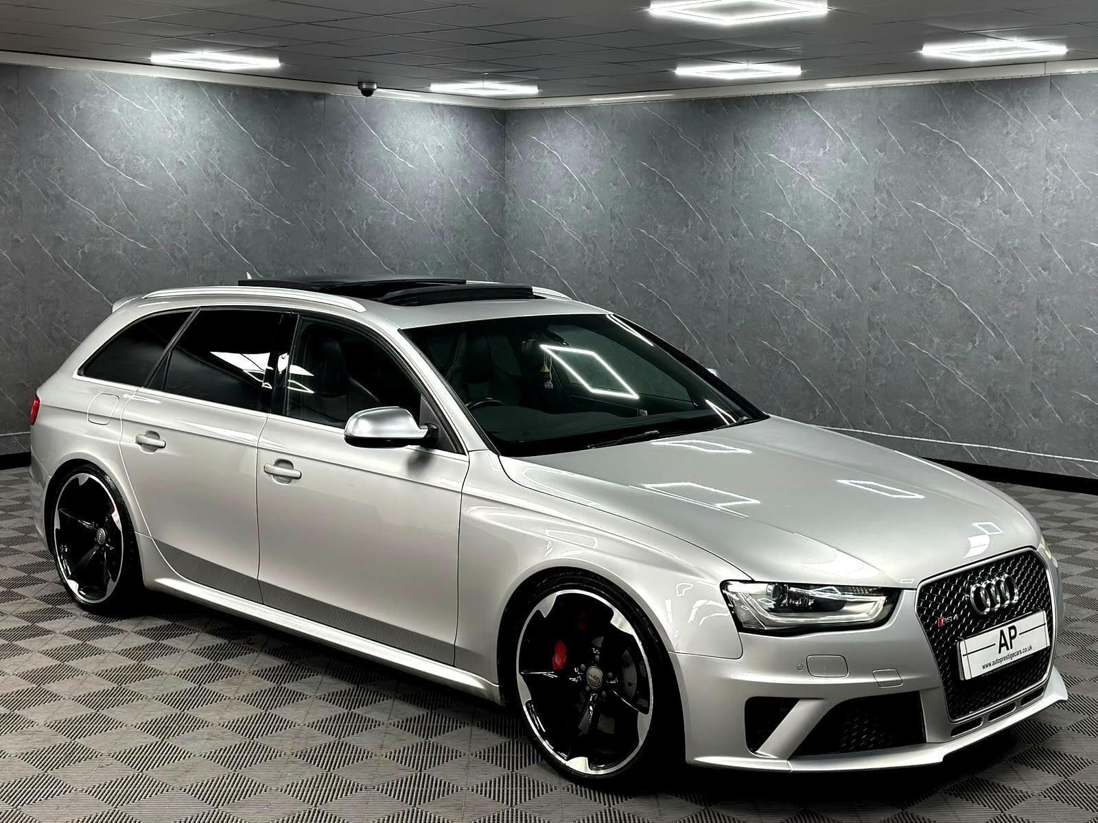 2015 Audi RS4 Avant - Thumbnail 14