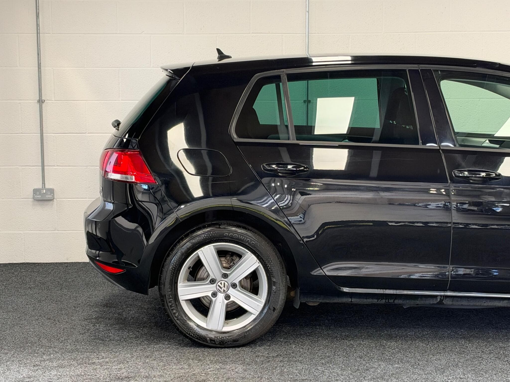 2014 Volkswagen Golf - Thumbnail 26