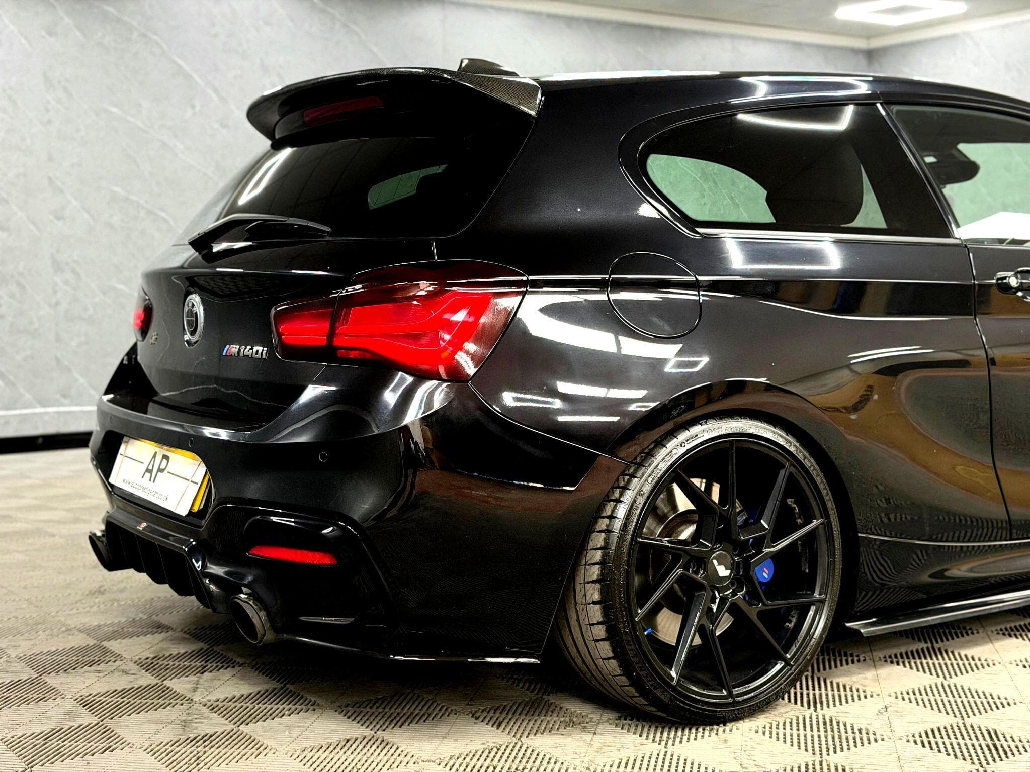 2018 BMW 1 Series - Thumbnail 29