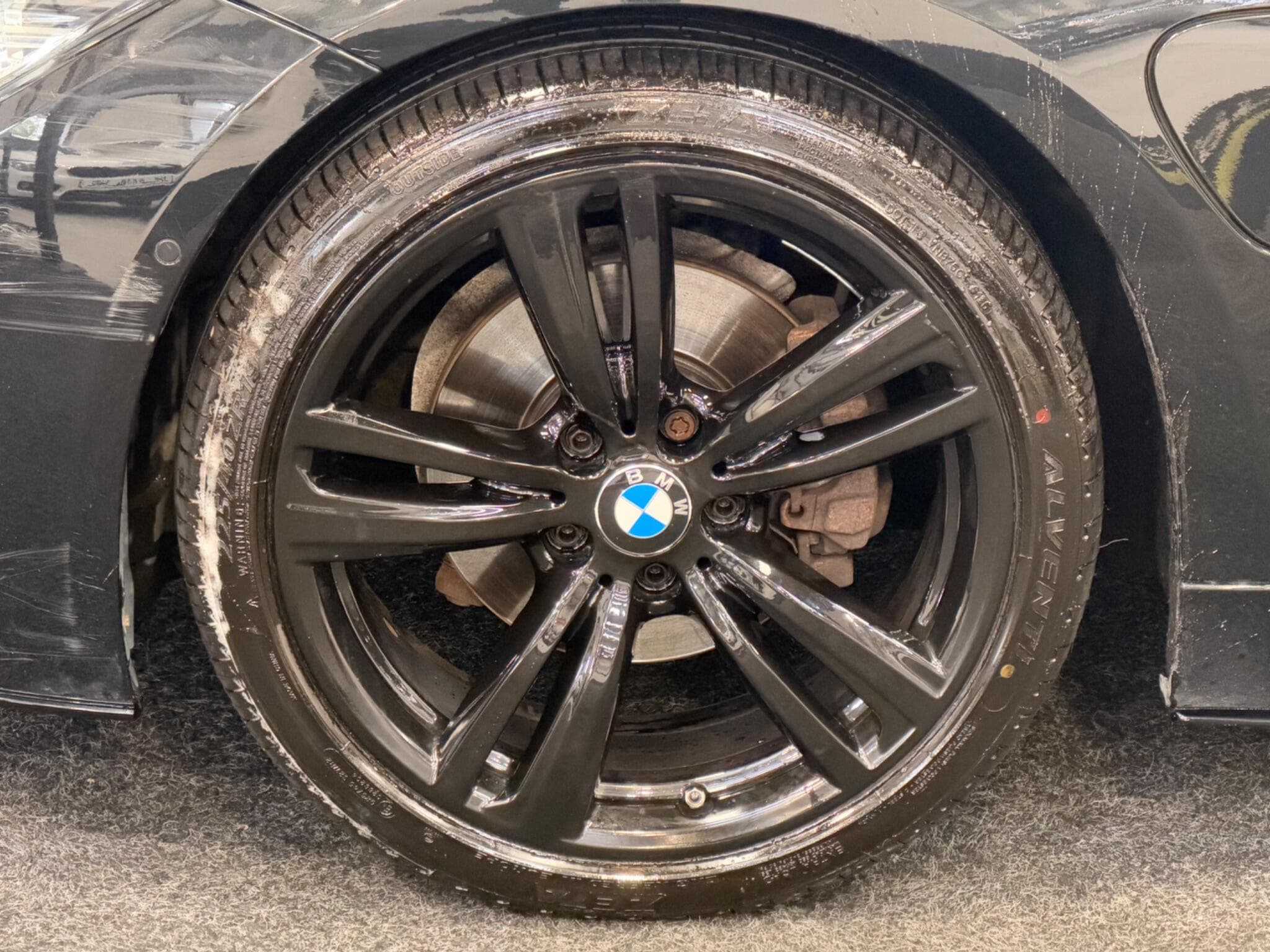 2017 BMW 3 Series - Thumbnail 6