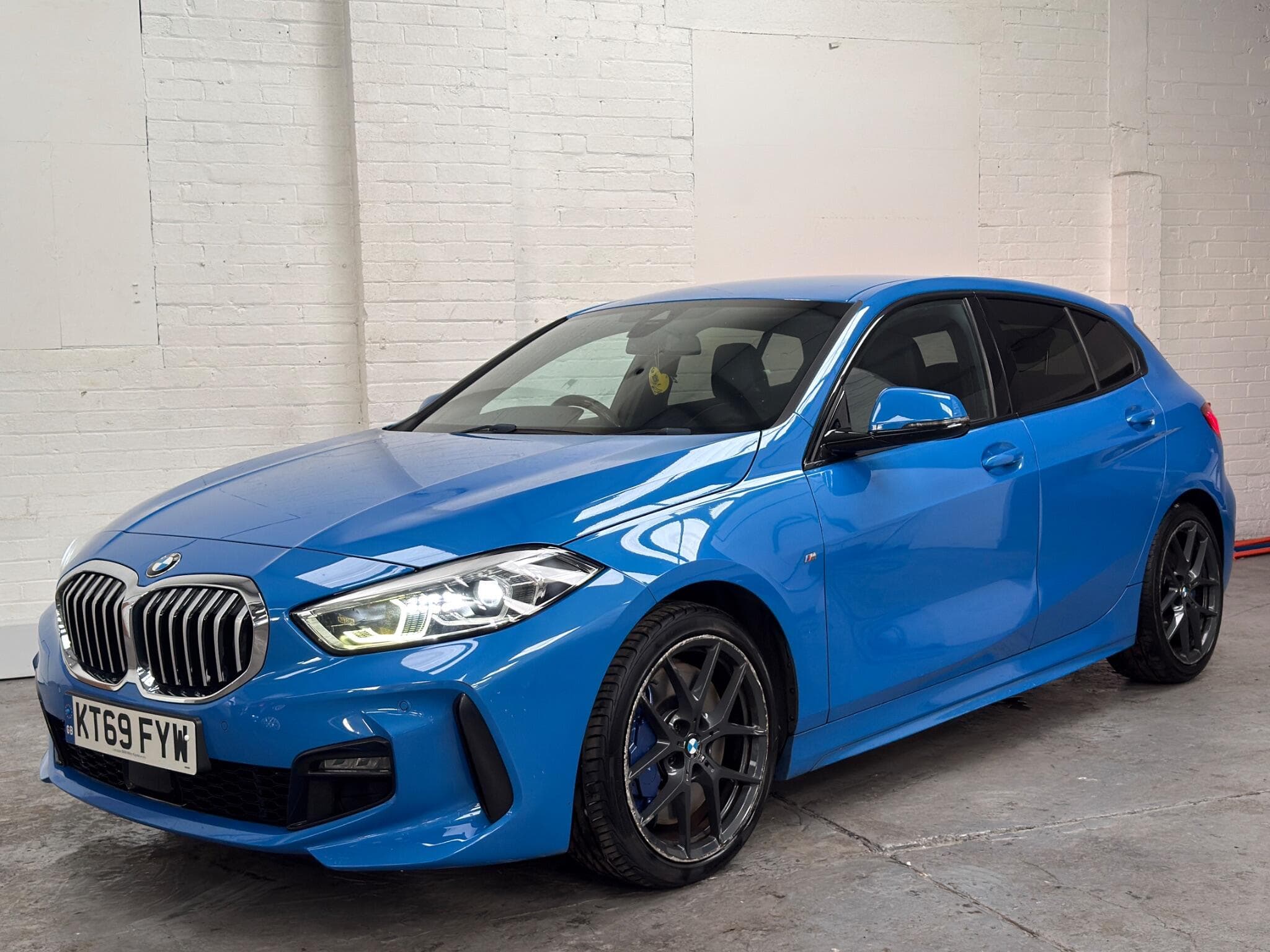2020 BMW 1 Series - Thumbnail 3