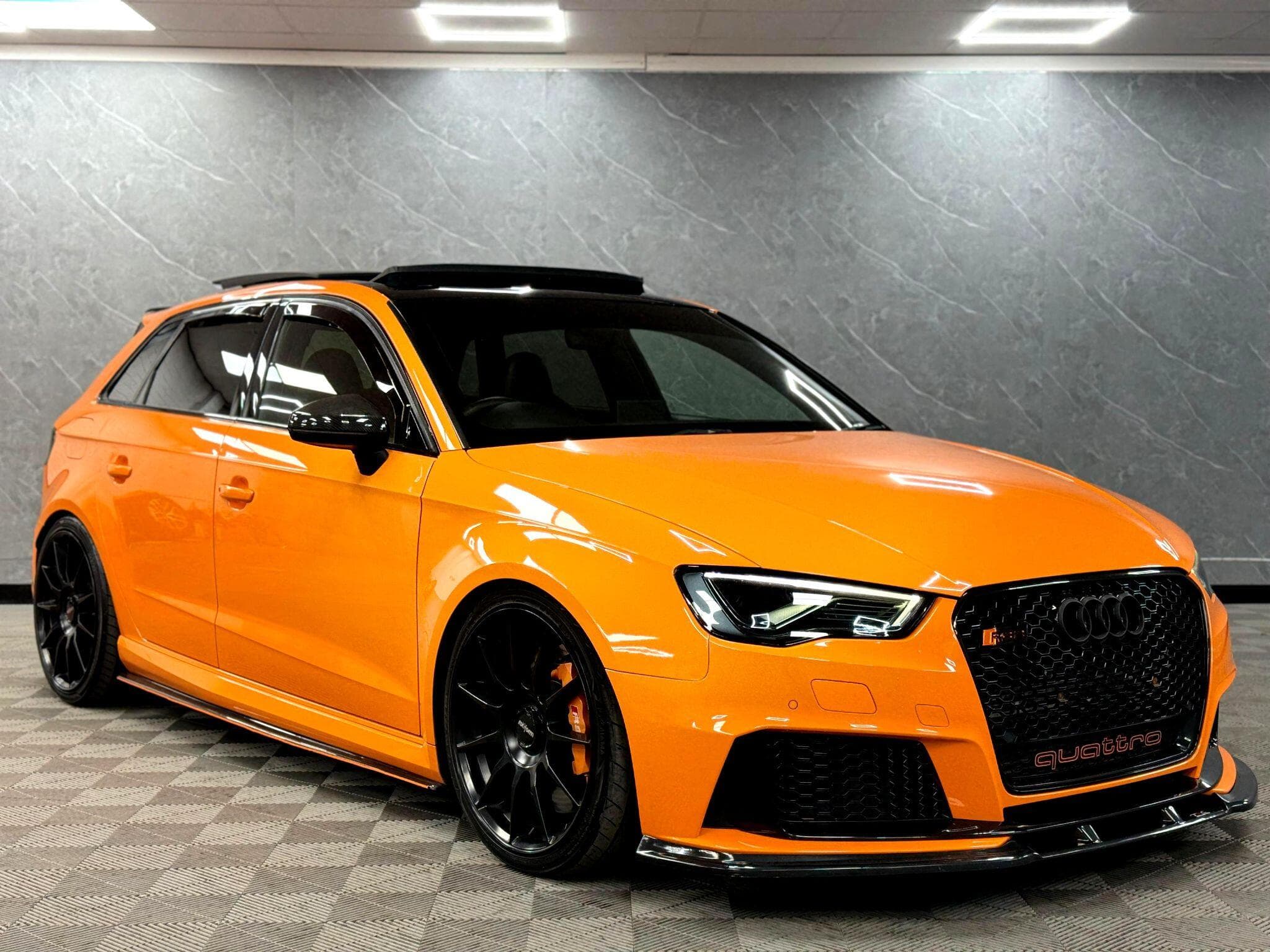 2015 Audi RS3 - Thumbnail 4