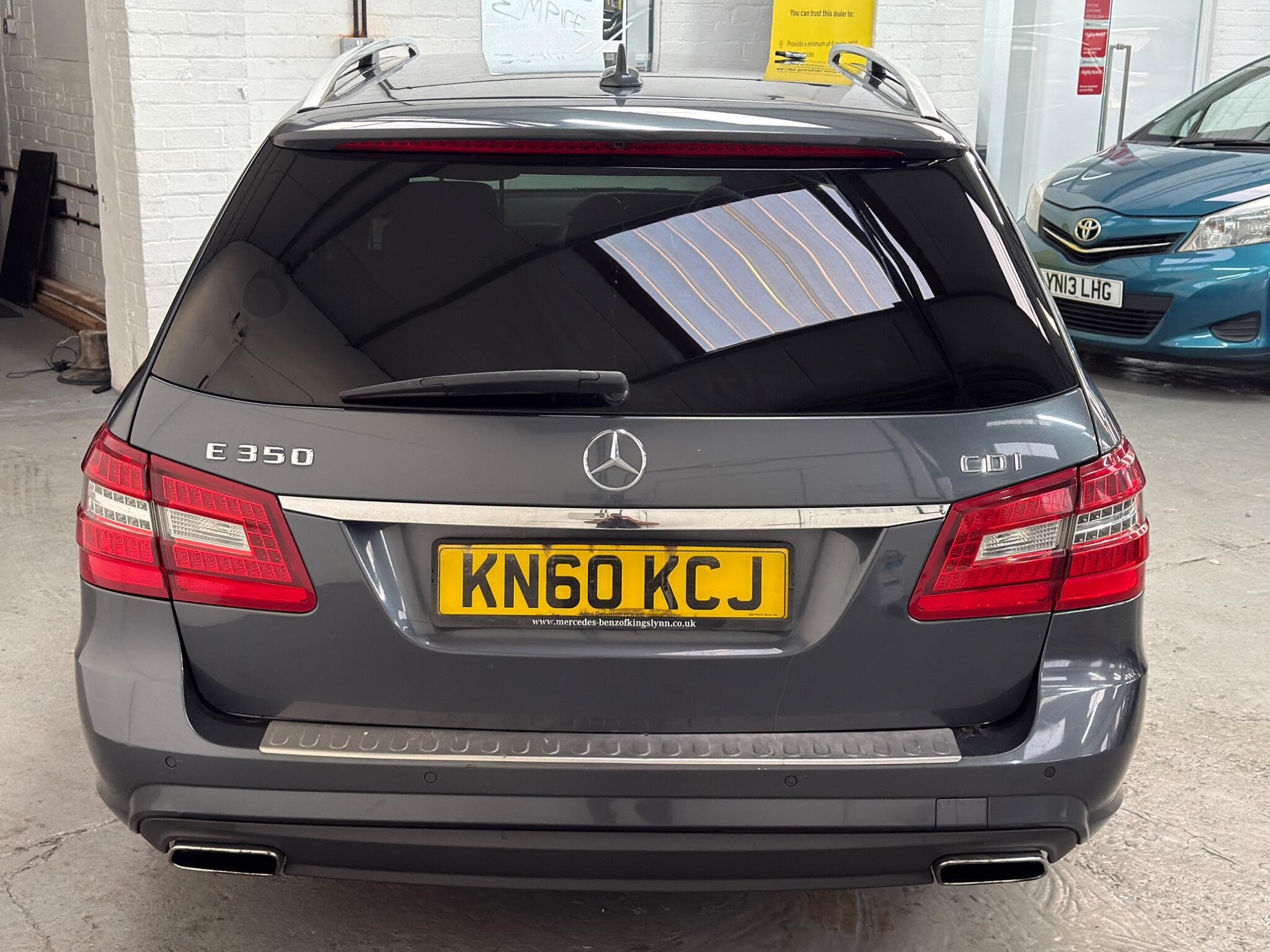 2010 Mercedes-Benz E Class - Thumbnail 8