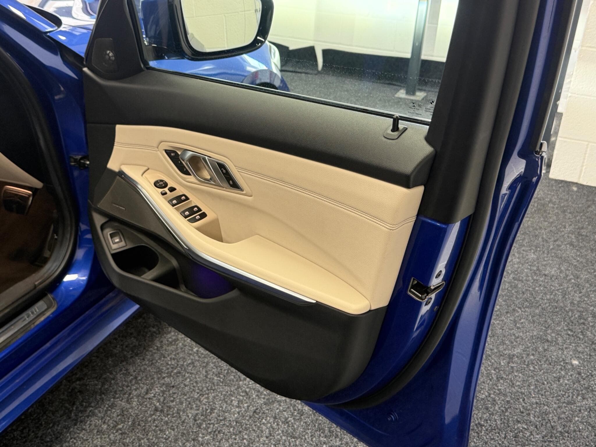 2019 BMW 3 Series - Thumbnail 31