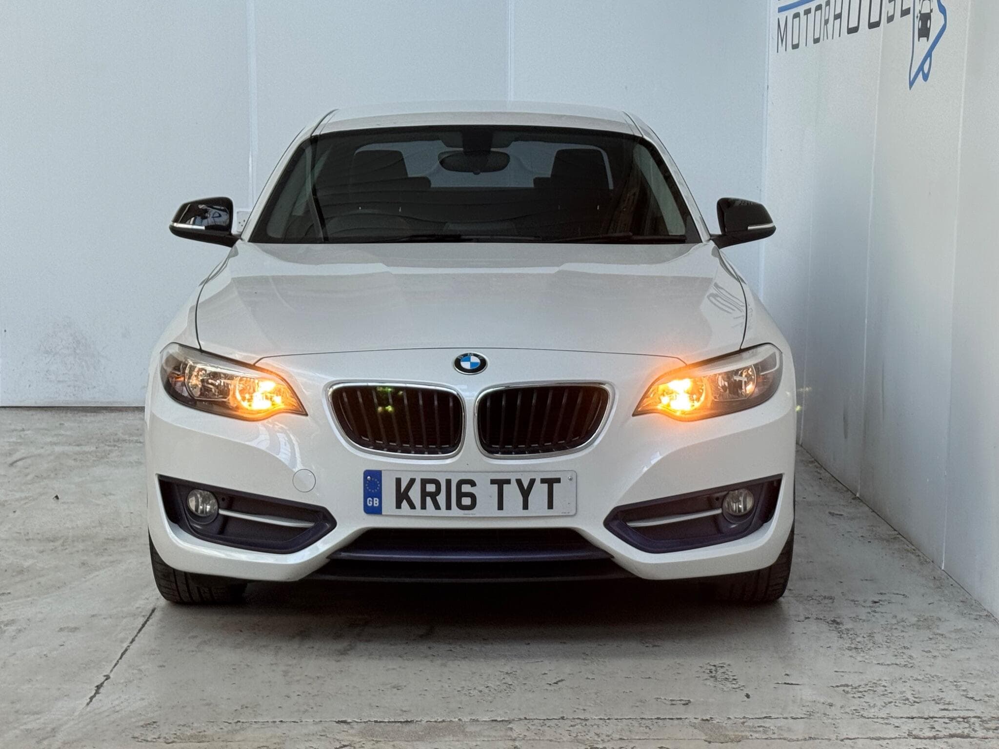 2016 BMW 2 Series - Thumbnail 2