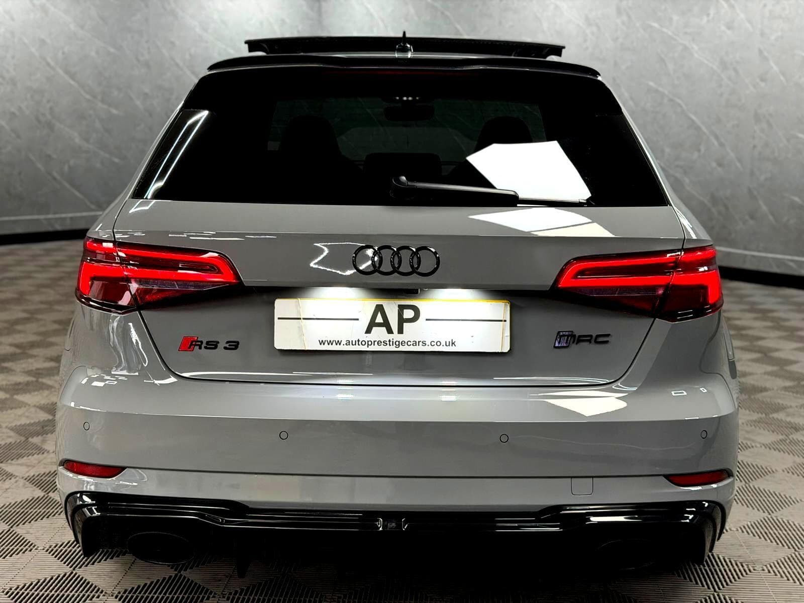 2020 Audi RS3 - Thumbnail 30