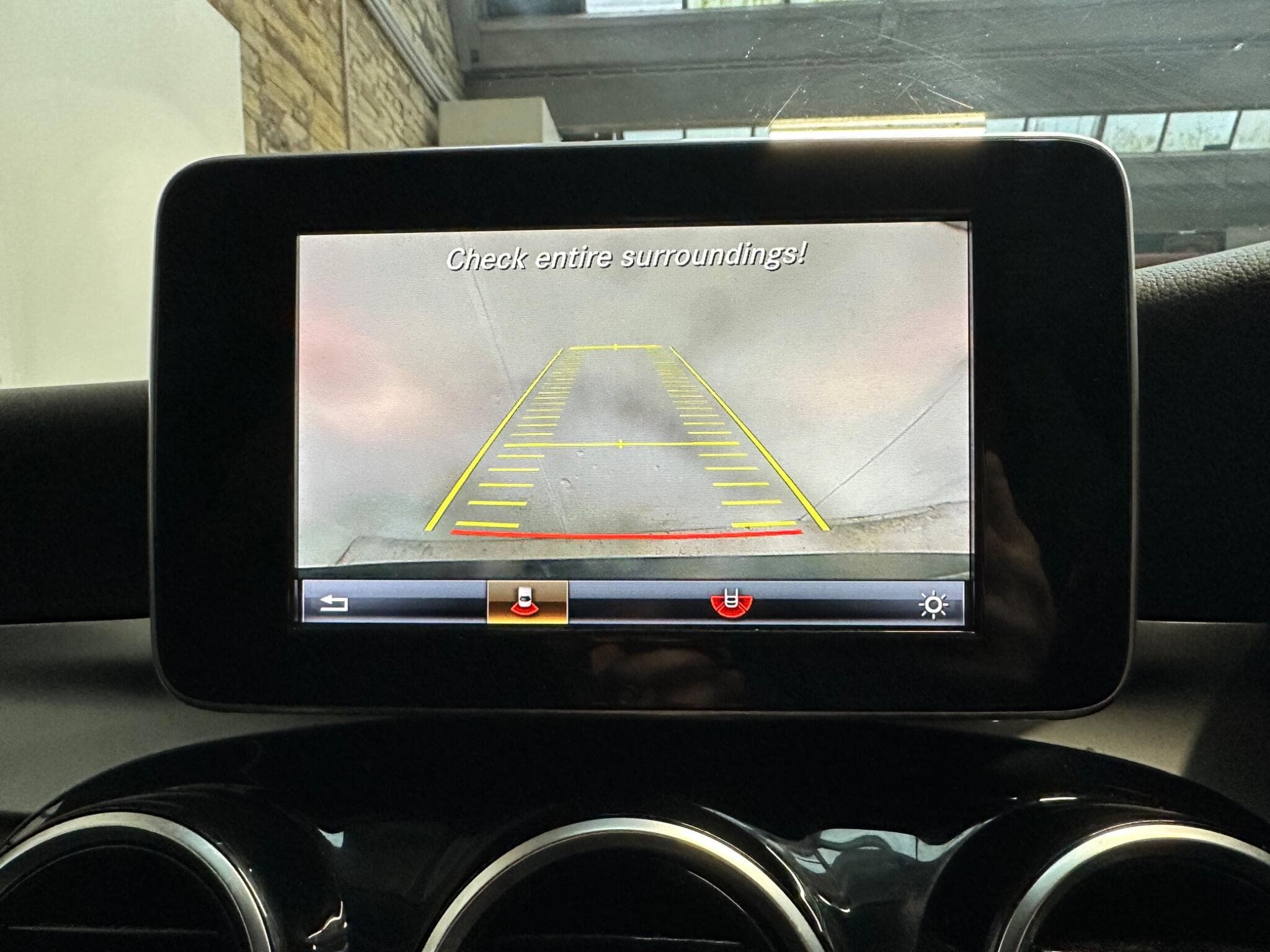 2018 Mercedes-Benz C Class - Thumbnail 15