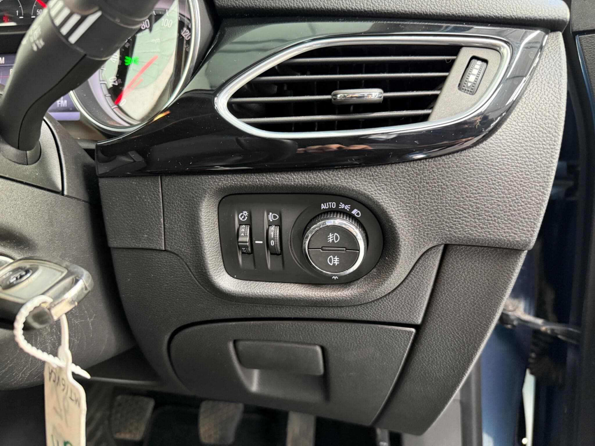2016 Vauxhall Astra - Thumbnail 18