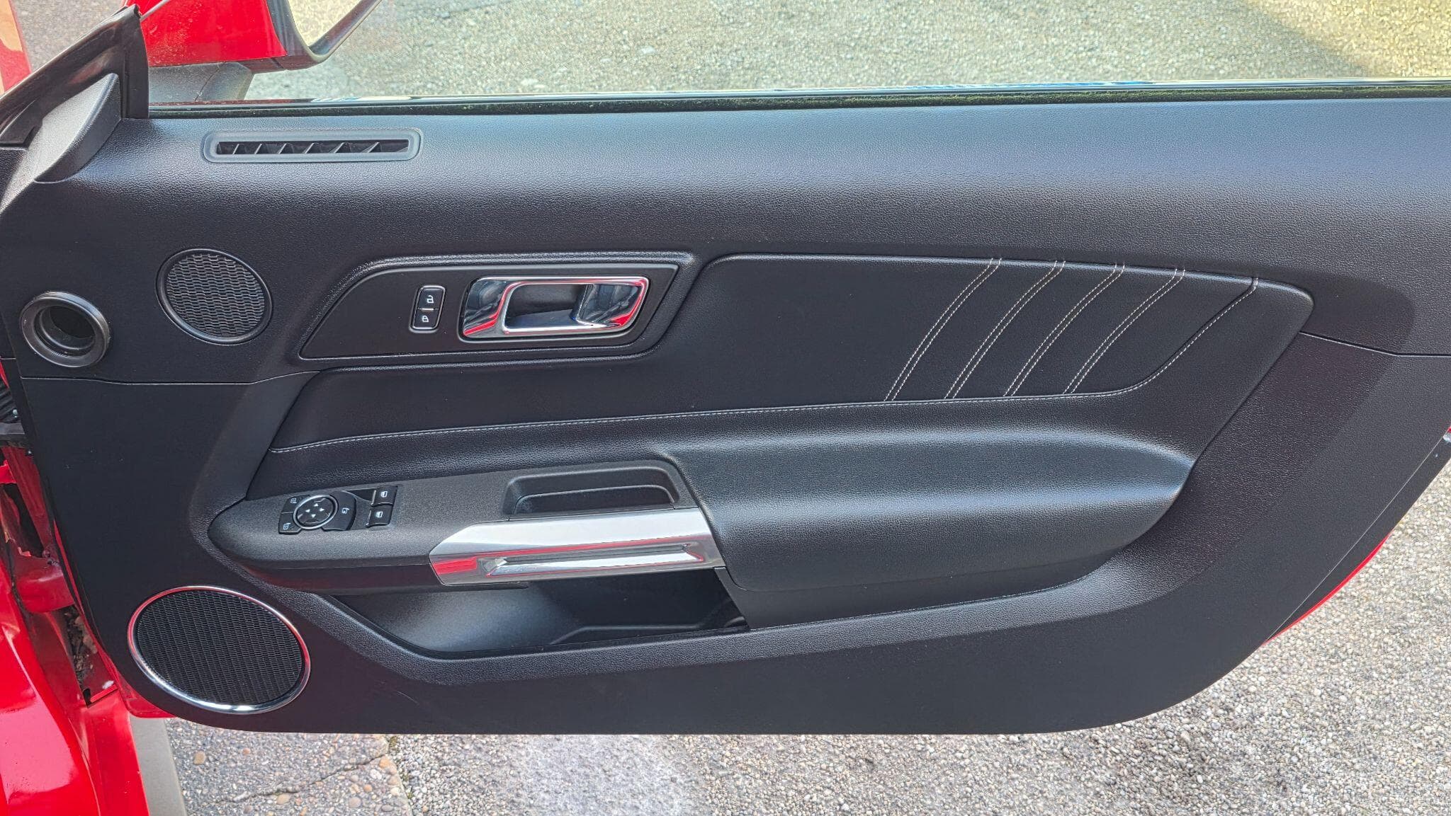 2016 Ford Mustang - Thumbnail 12