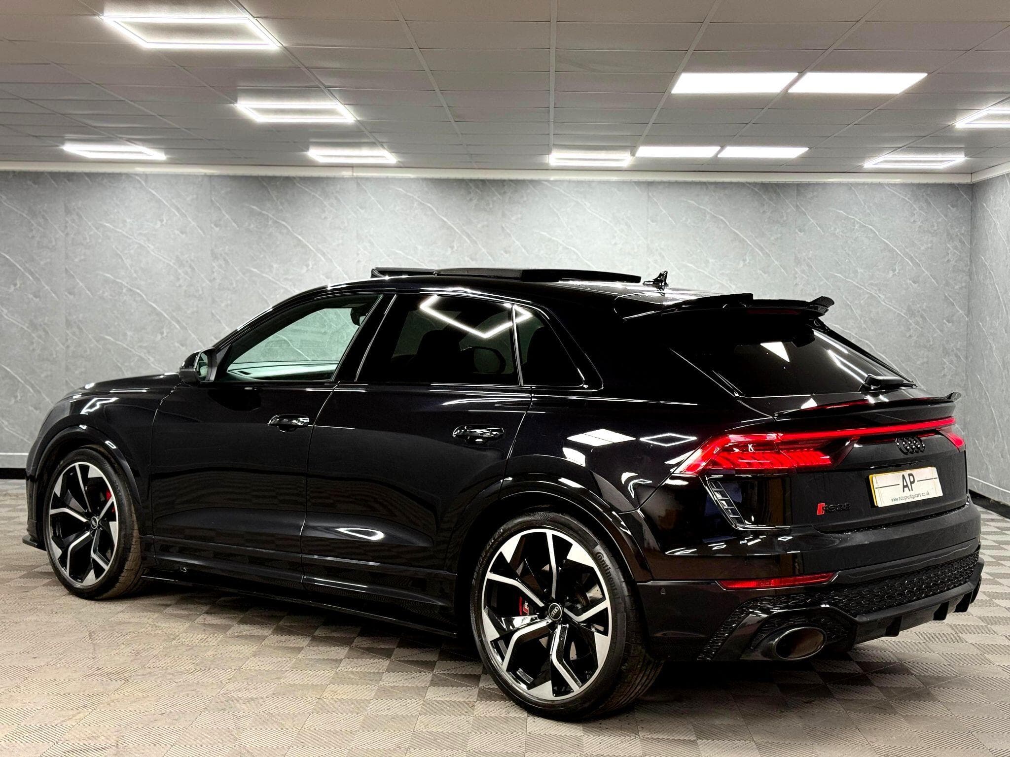 2021 Audi RSQ8 - Thumbnail 29