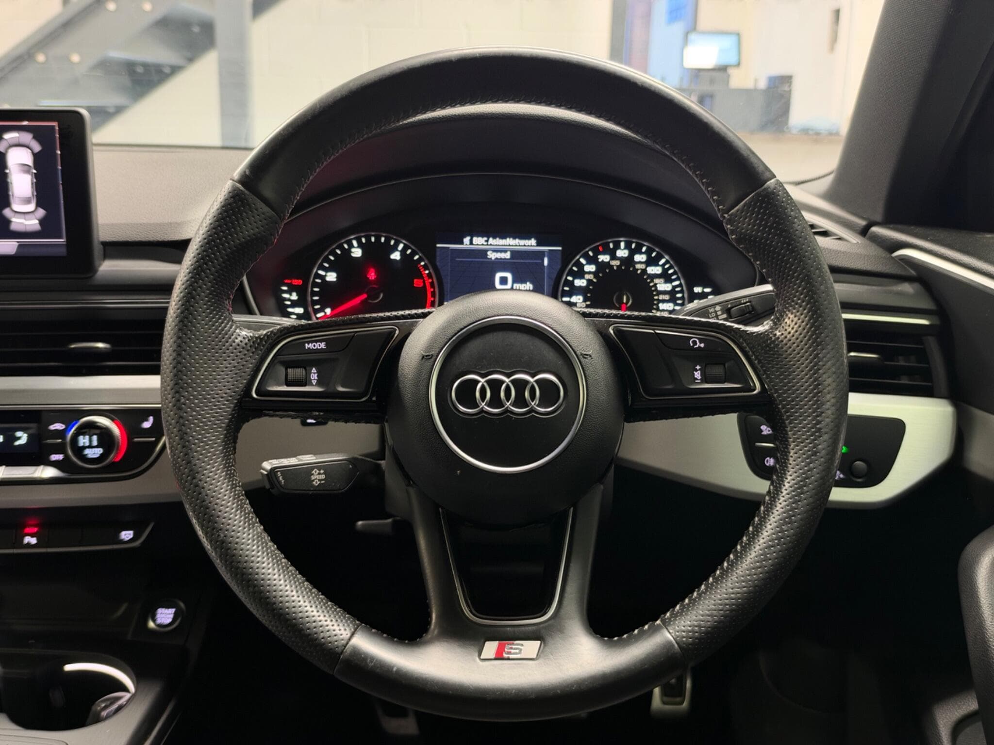 2016 Audi A4 - Thumbnail 44